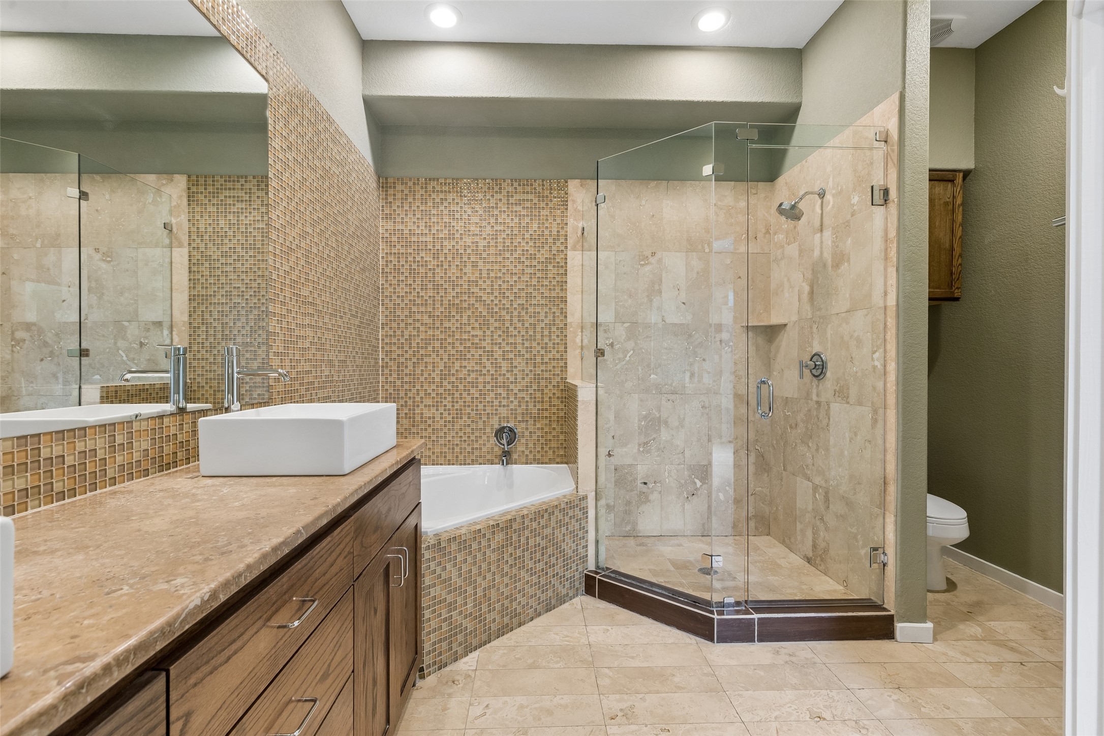 5715 La Vista Drive Dallas TX 75206