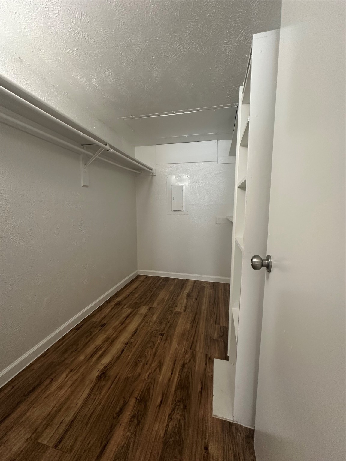 7431 Holly Hill Drive Dallas TX 75231