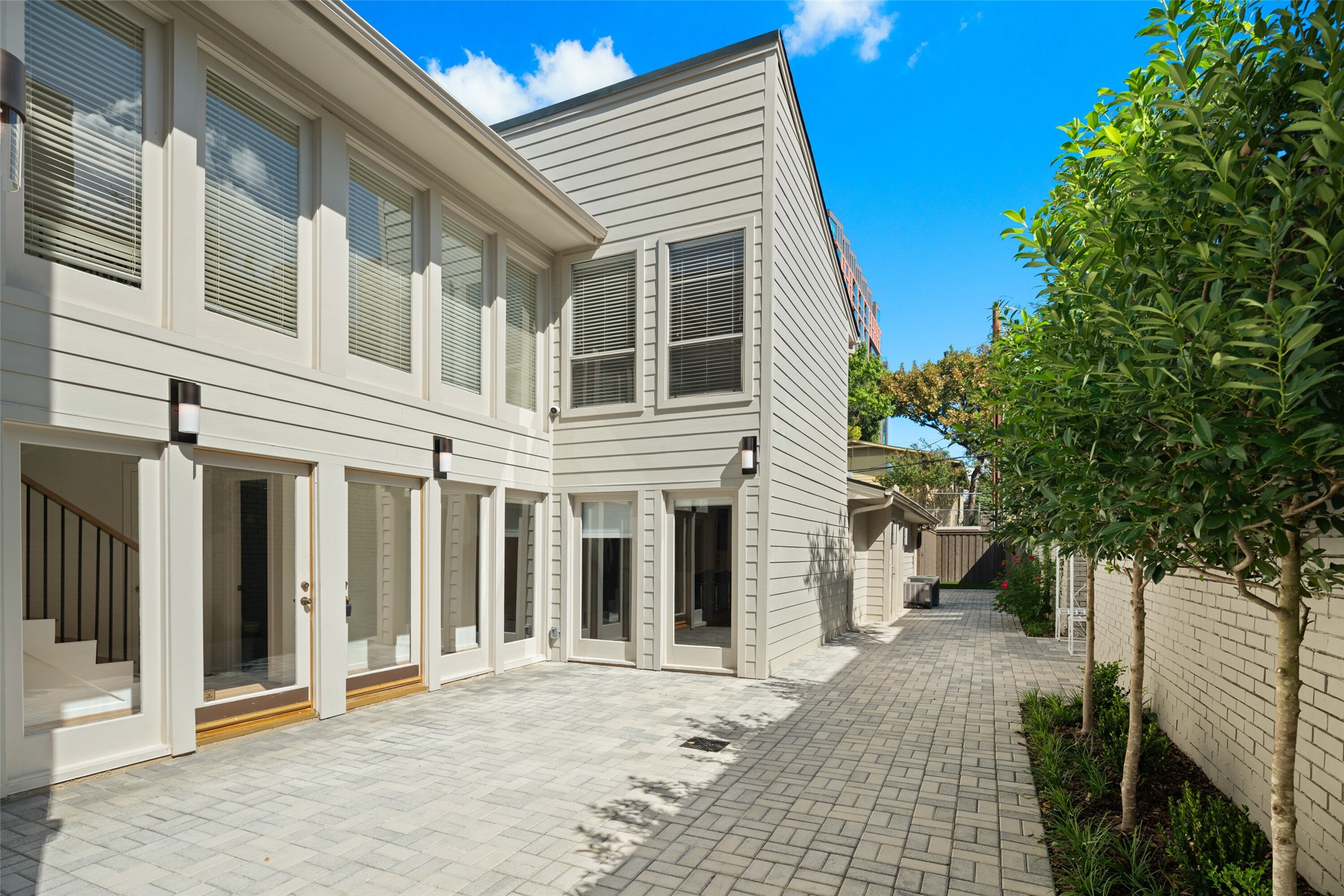 3612 Routh Street Dallas TX 75219