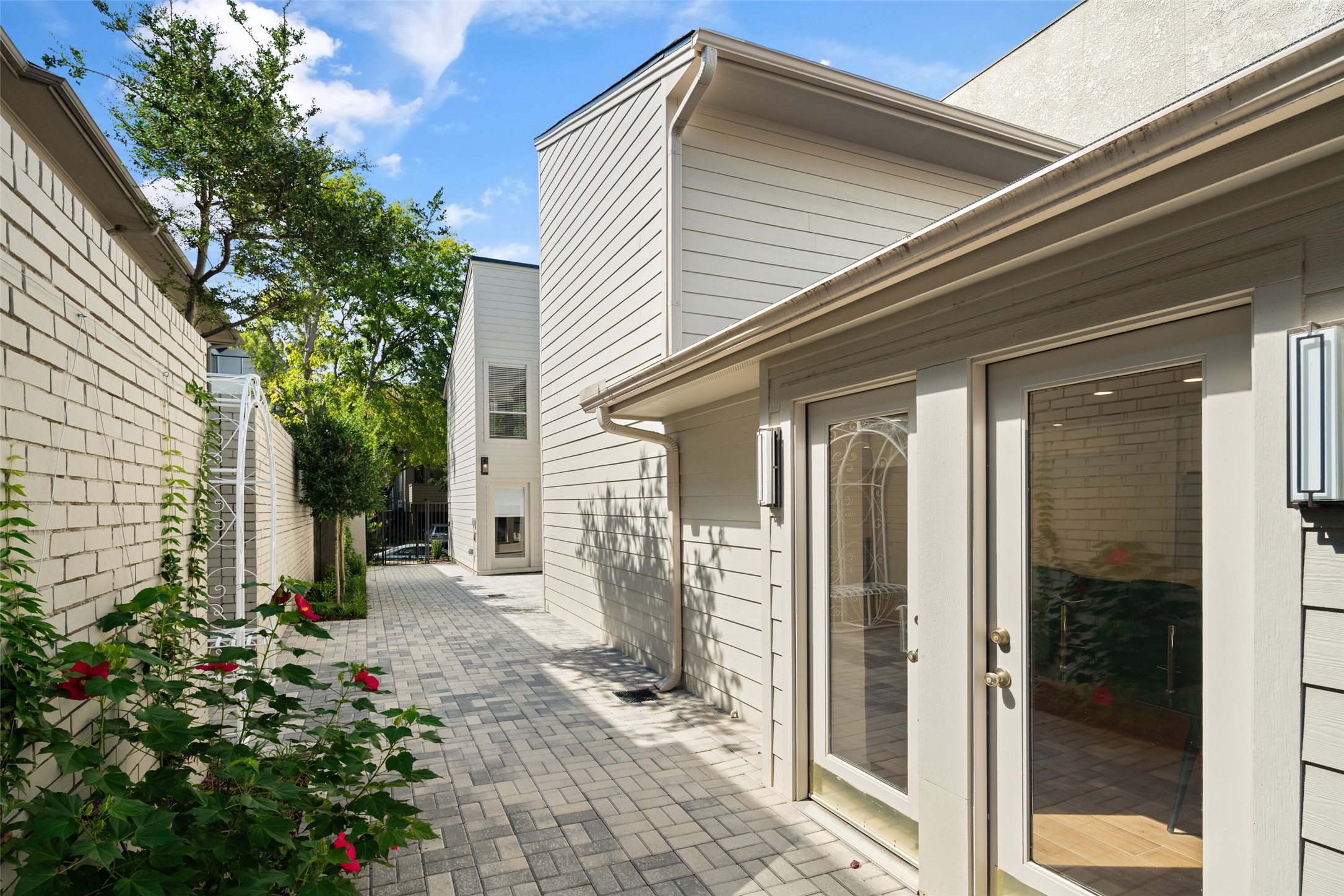 3612 Routh Street Dallas TX 75219