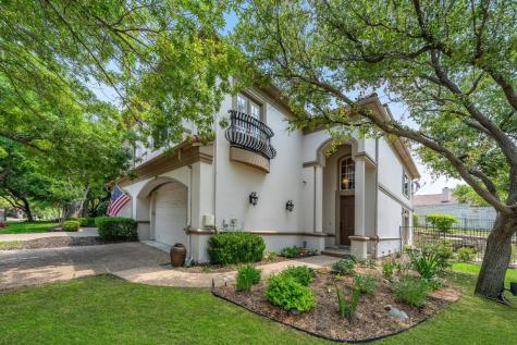 4232 Castle Rock Court Irving TX 75038
