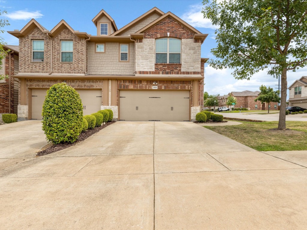 302 Basil Street Garland TX 75040