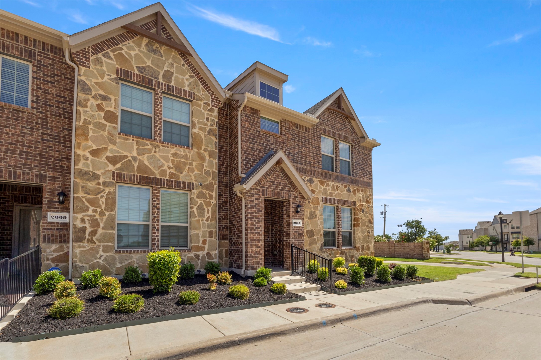 2005 Amarillo Place Mesquite TX 75149