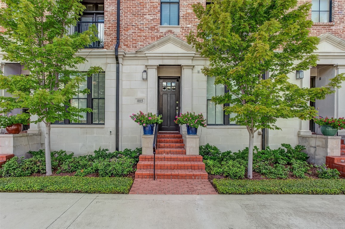 405 N Henderson Street Fort Worth TX 76102