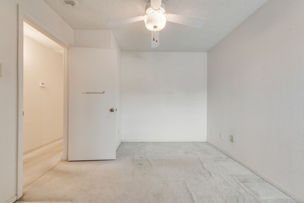 2014 Willoughby Lane Arlington TX 76011
