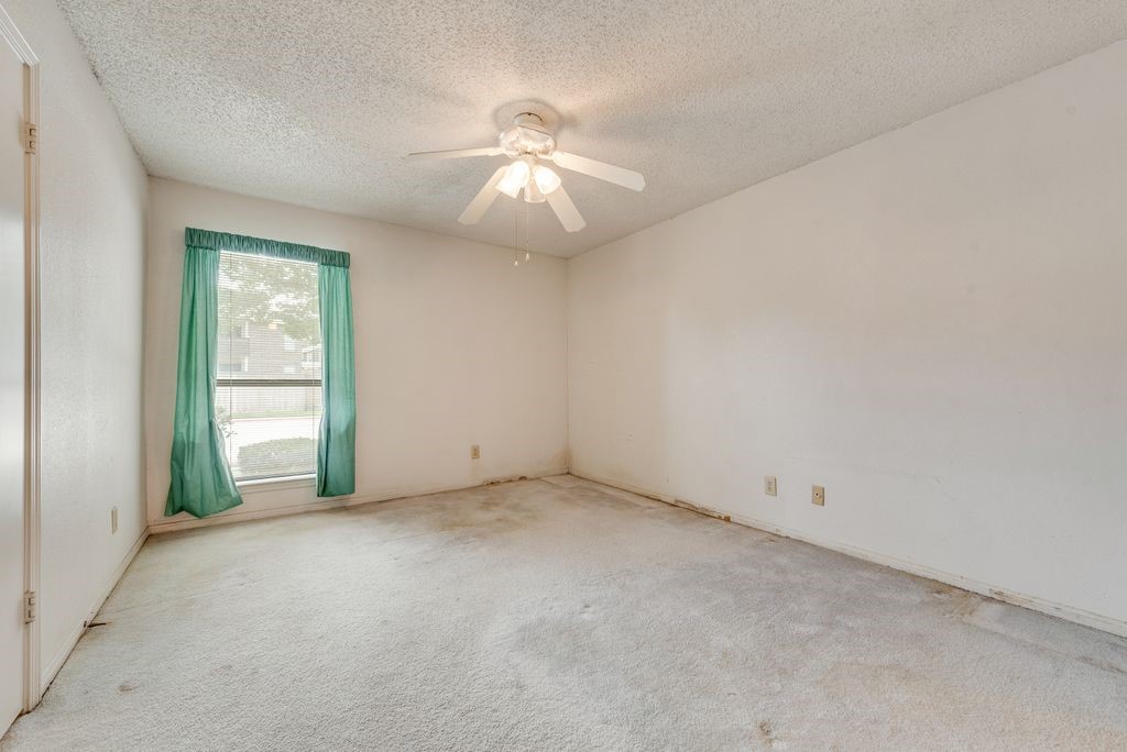 2014 Willoughby Lane Arlington TX 76011