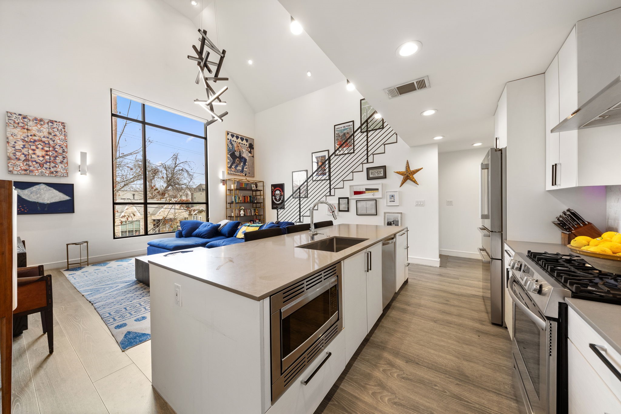 3880 Munger Avenue Dallas TX 75204