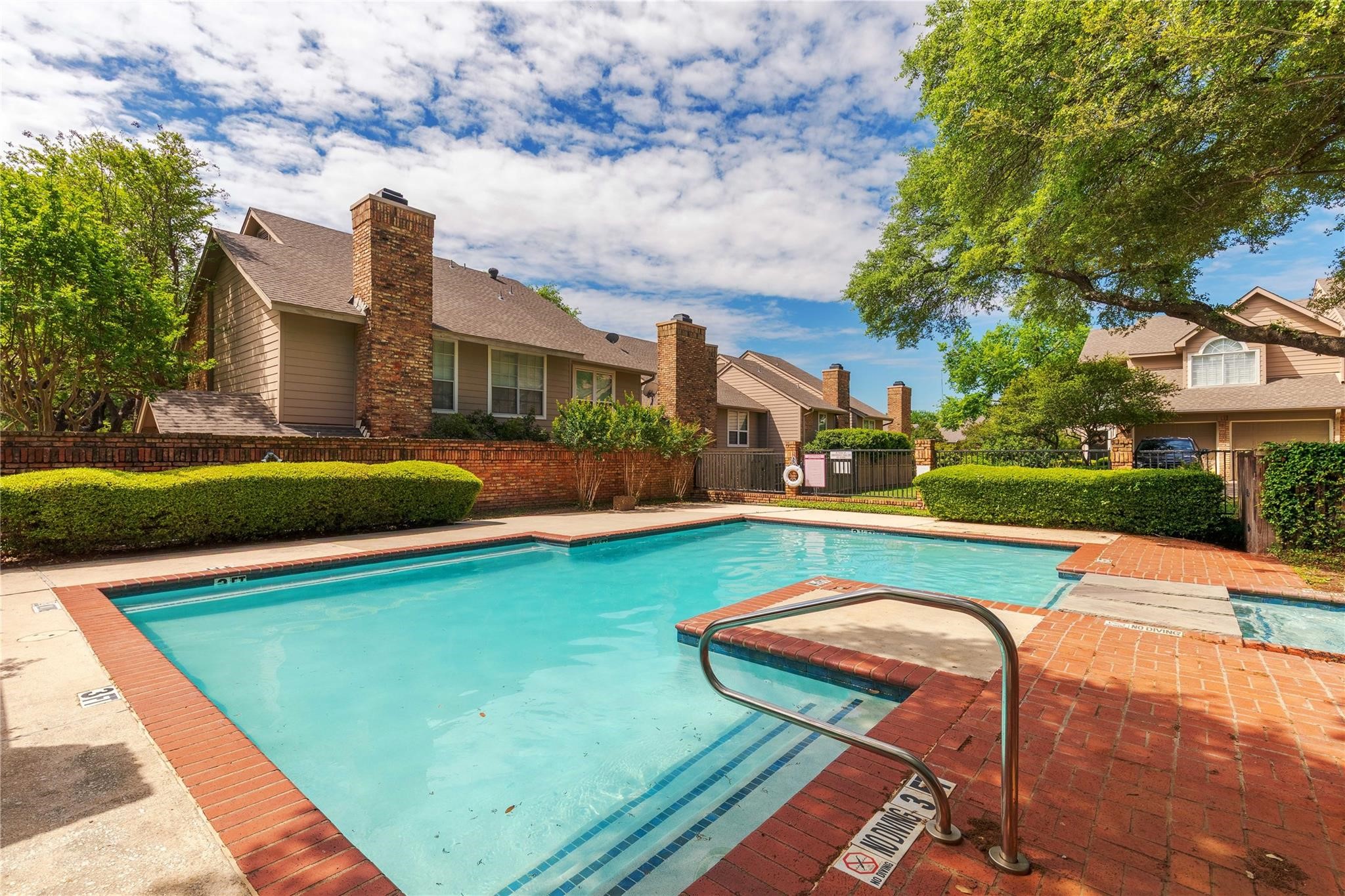 8417 Towneship Lane Dallas TX 75243