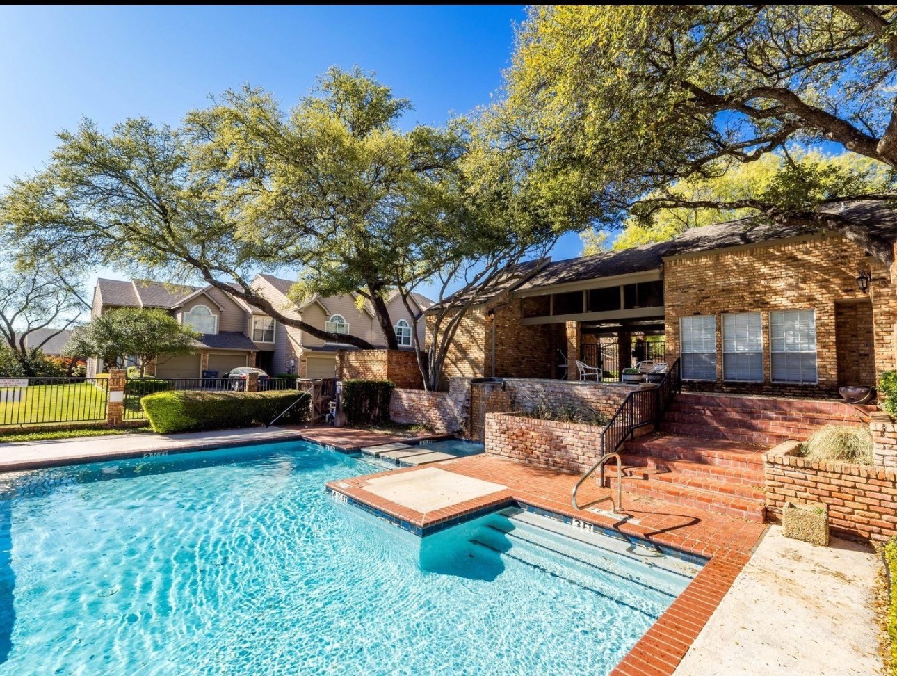 8417 Towneship Lane Dallas TX 75243