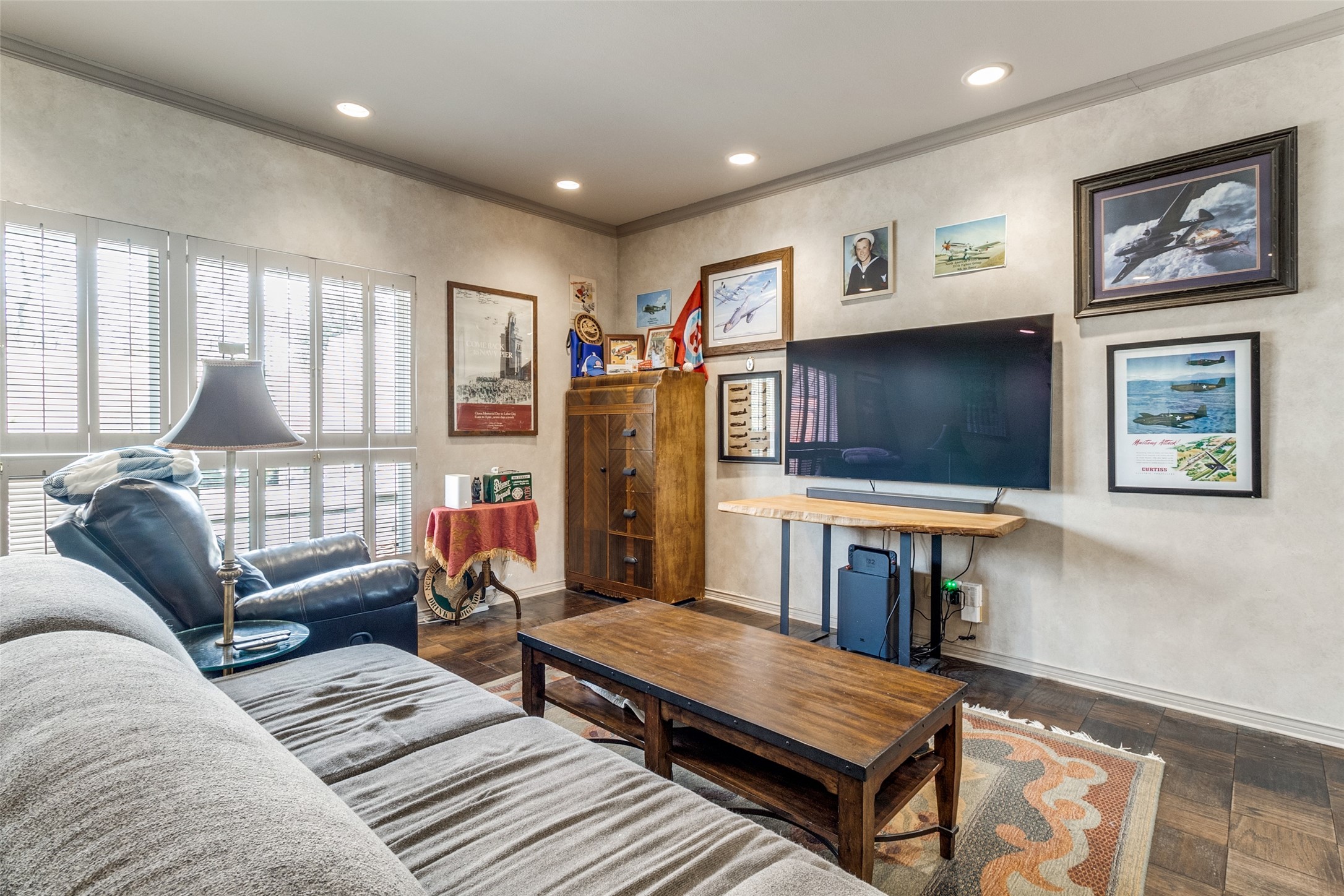 3327 Prescott Avenue Dallas TX 75219