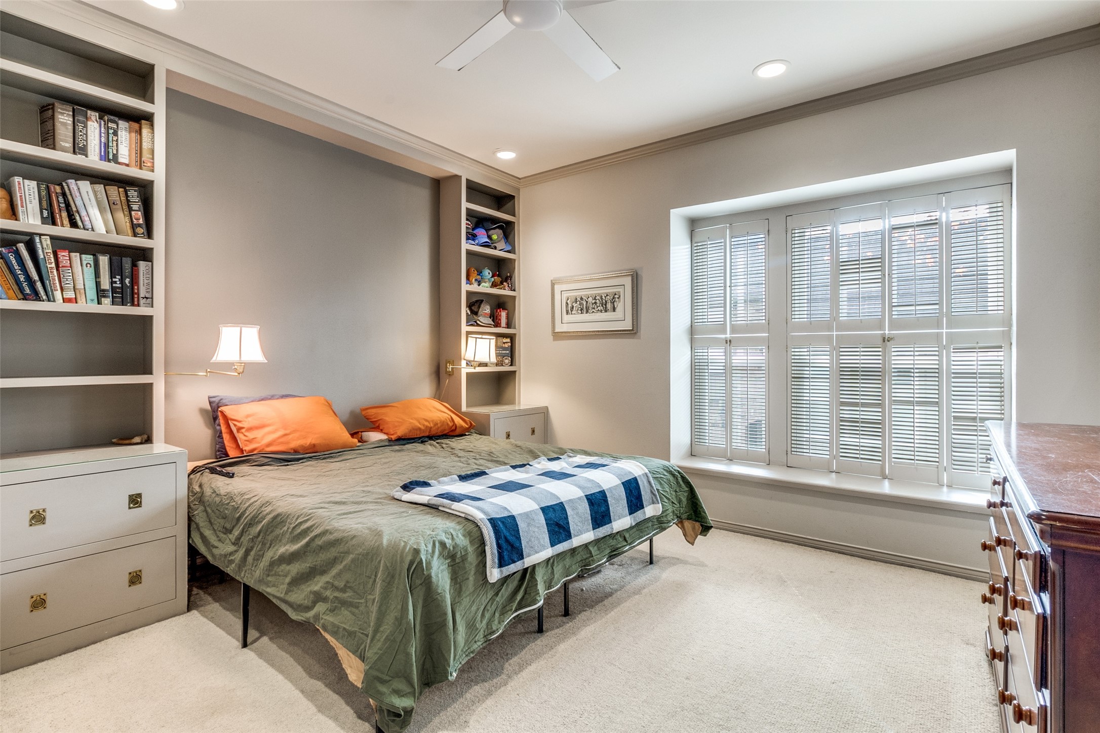 3327 Prescott Avenue Dallas TX 75219