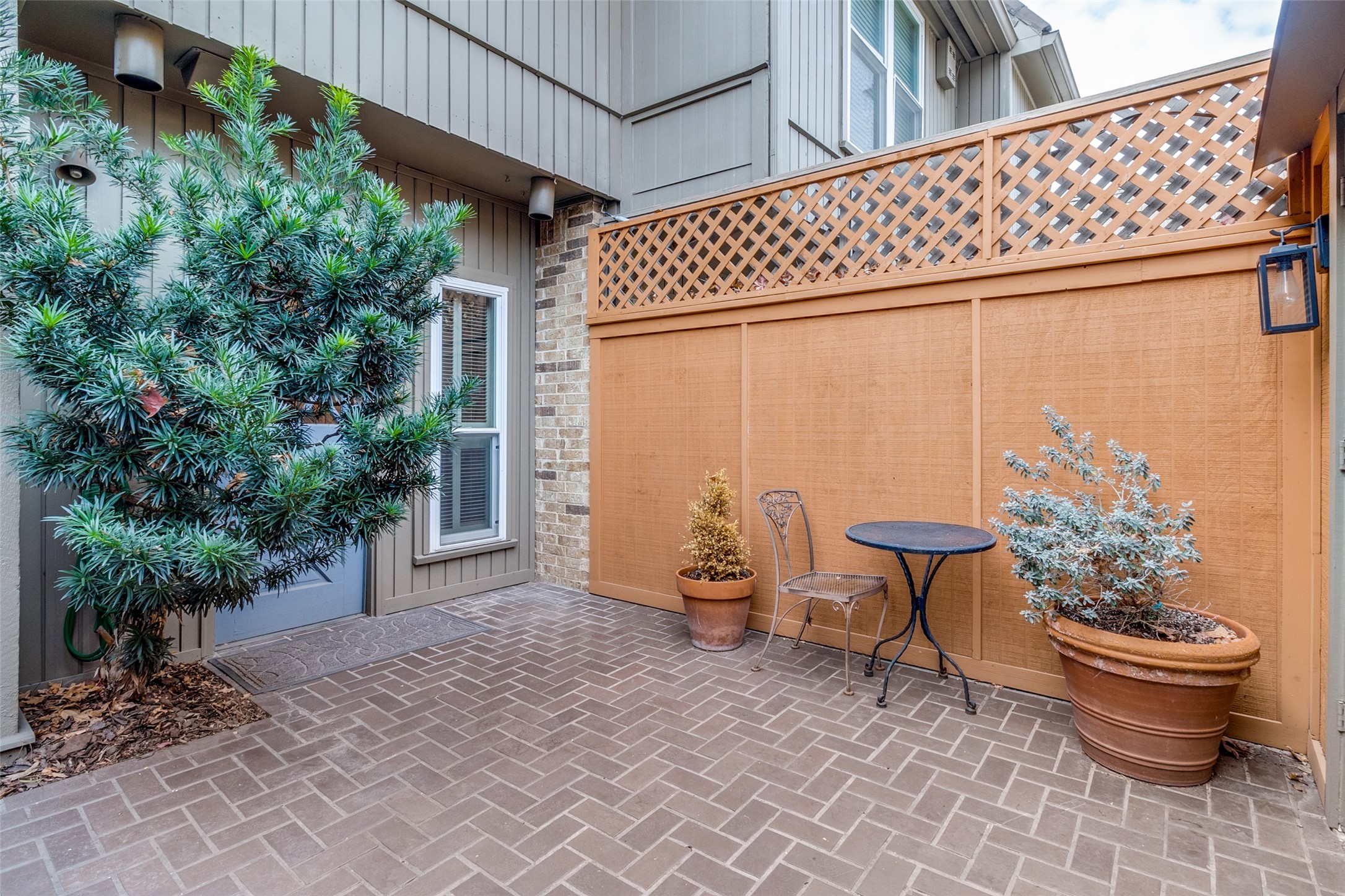3327 Prescott Avenue Dallas TX 75219
