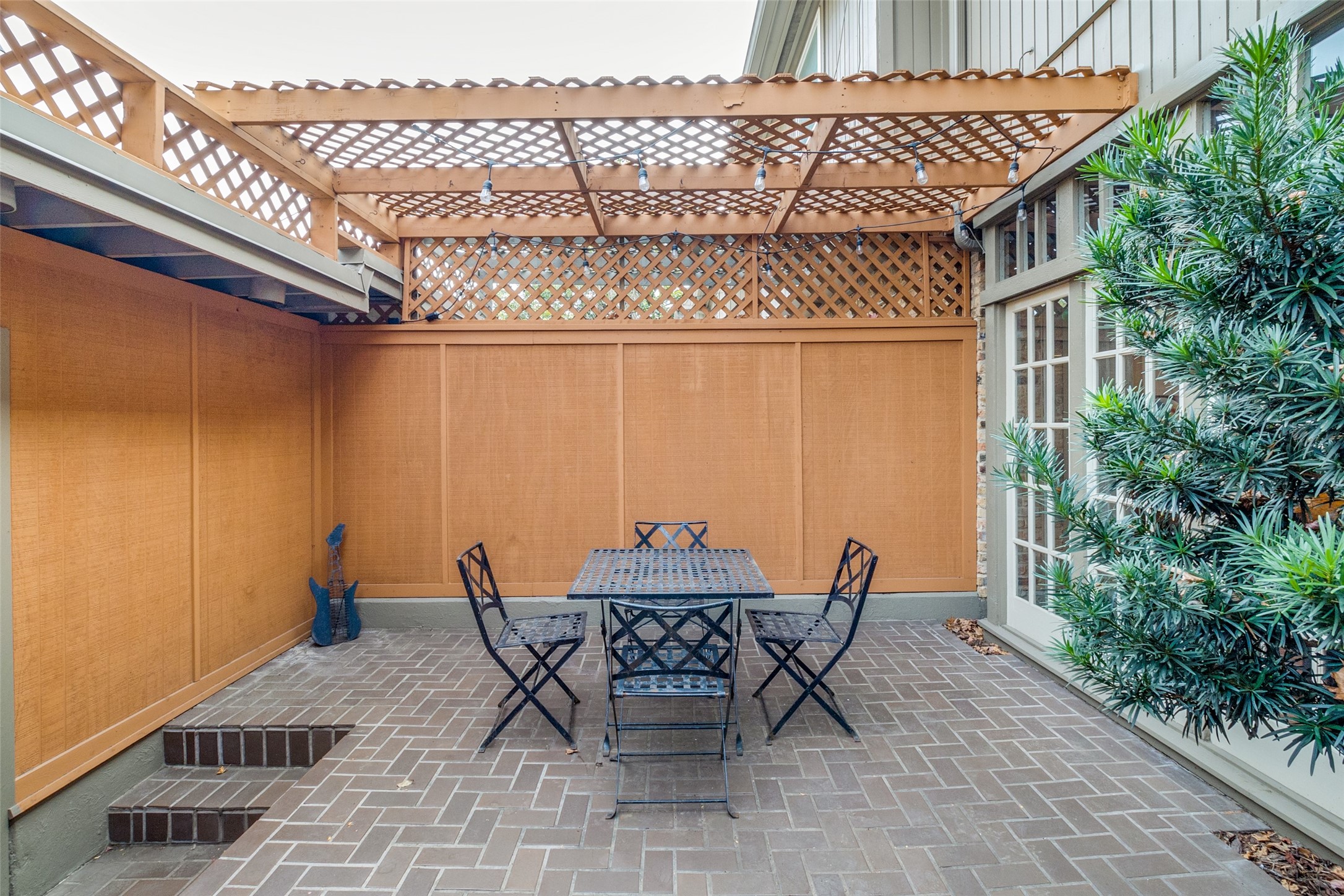 3327 Prescott Avenue Dallas TX 75219