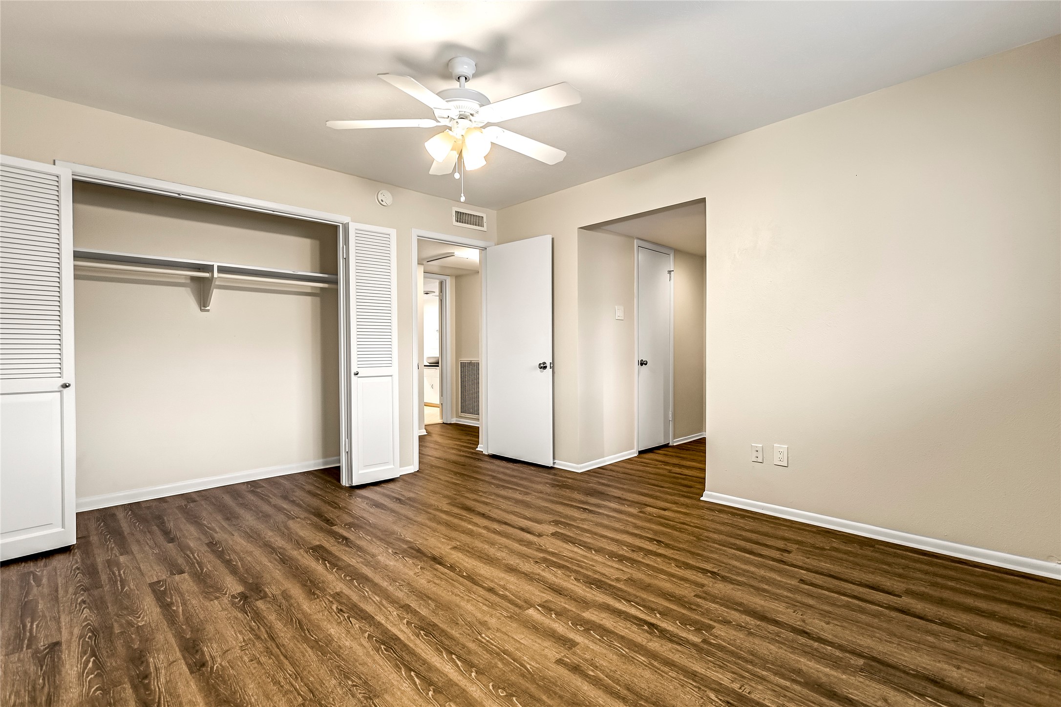 5835 E University Boulevard Dallas TX 75206