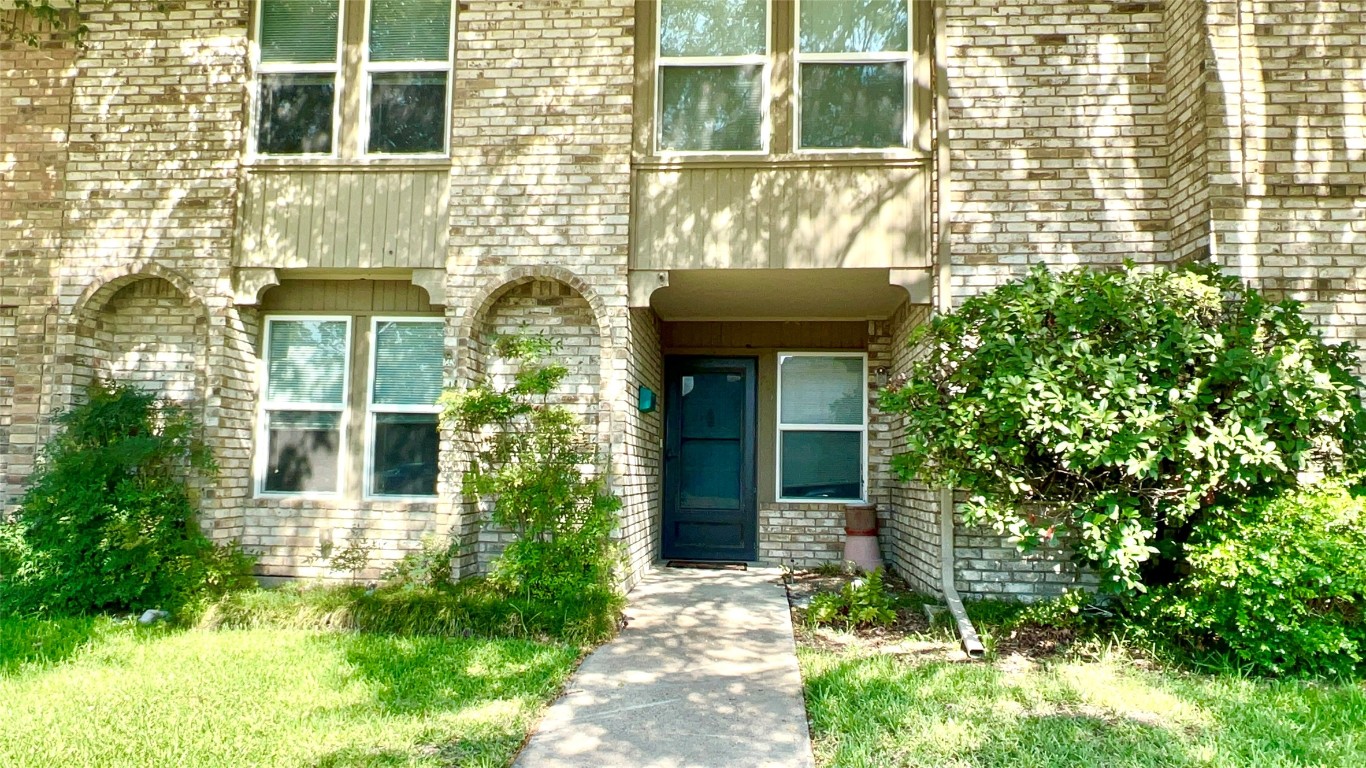 725 Towne House Lane Richardson TX 75081