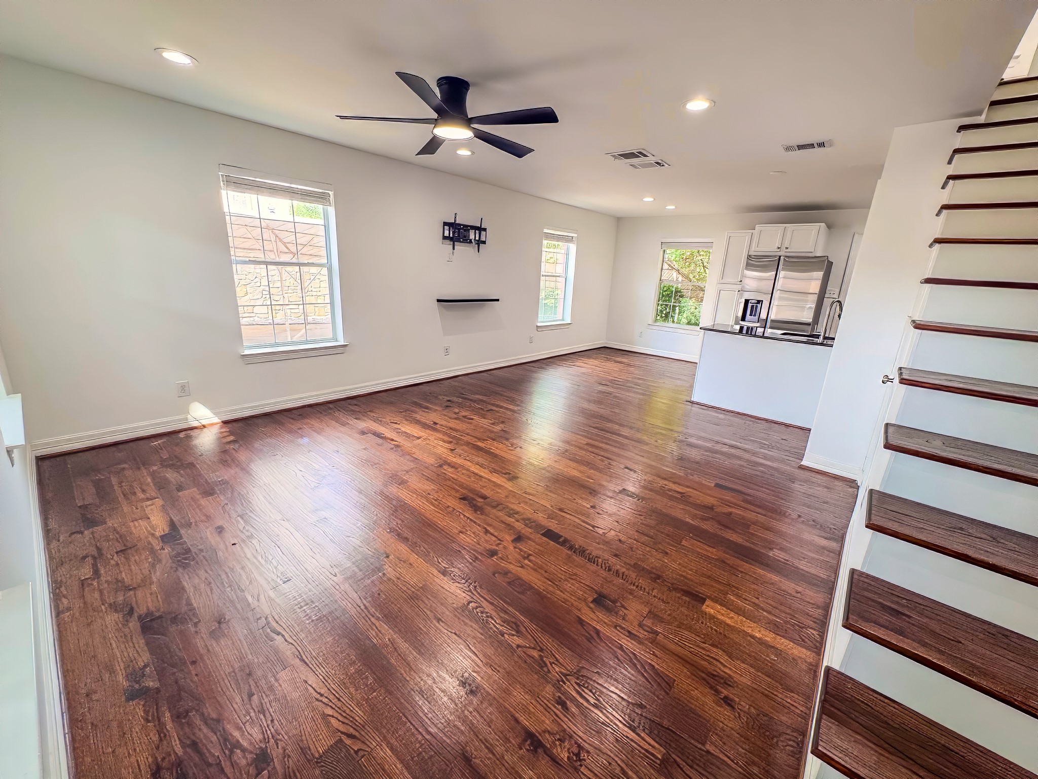 2809 Minert Street Dallas TX 75219