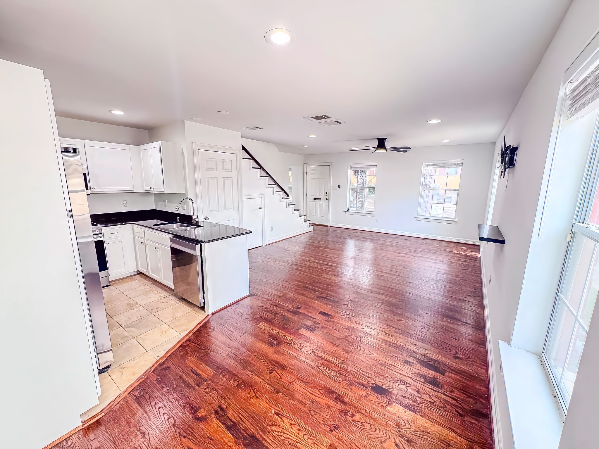 2809 Minert Street Dallas TX 75219