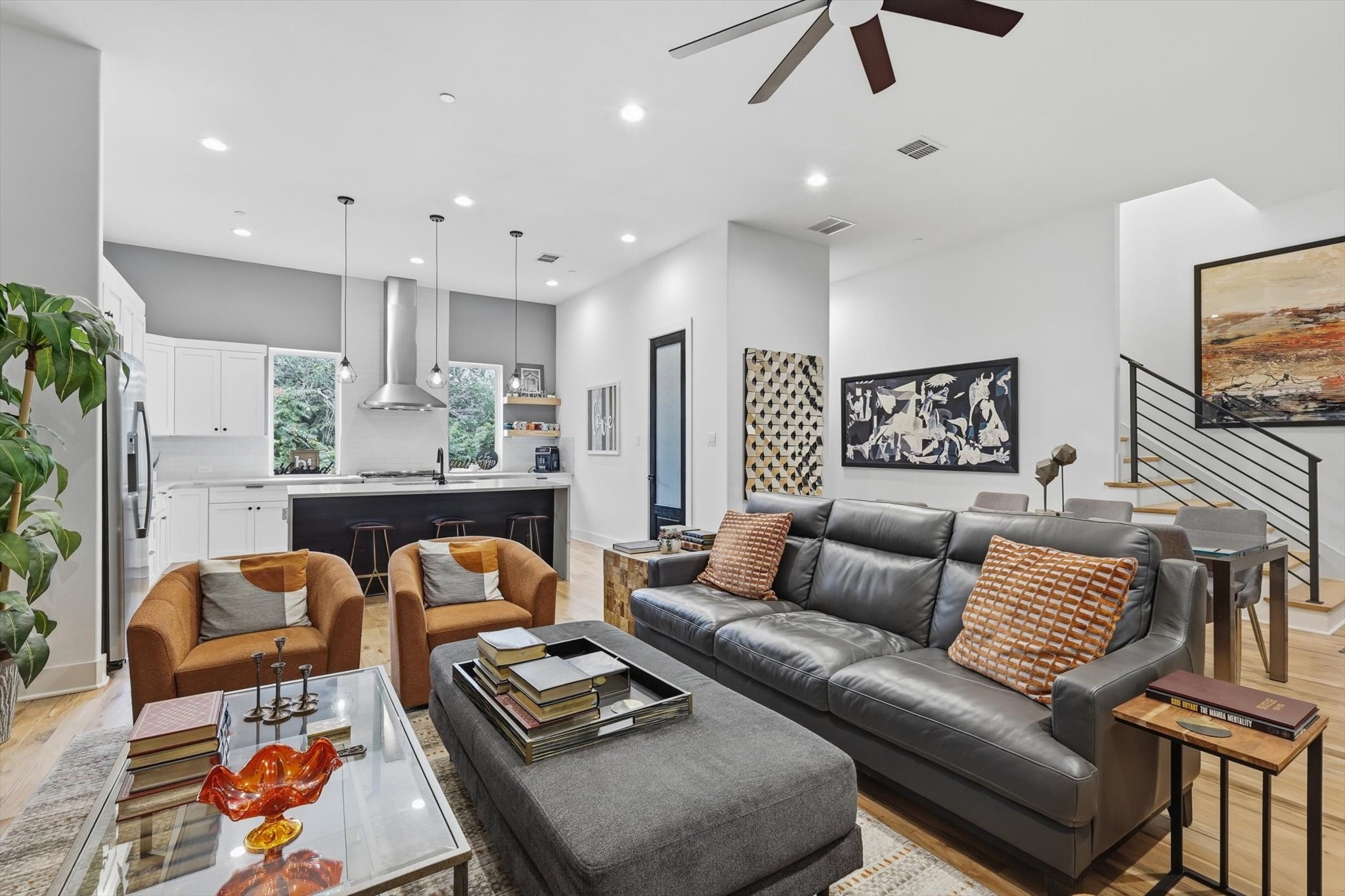 354 Foch Street Fort Worth TX 76107