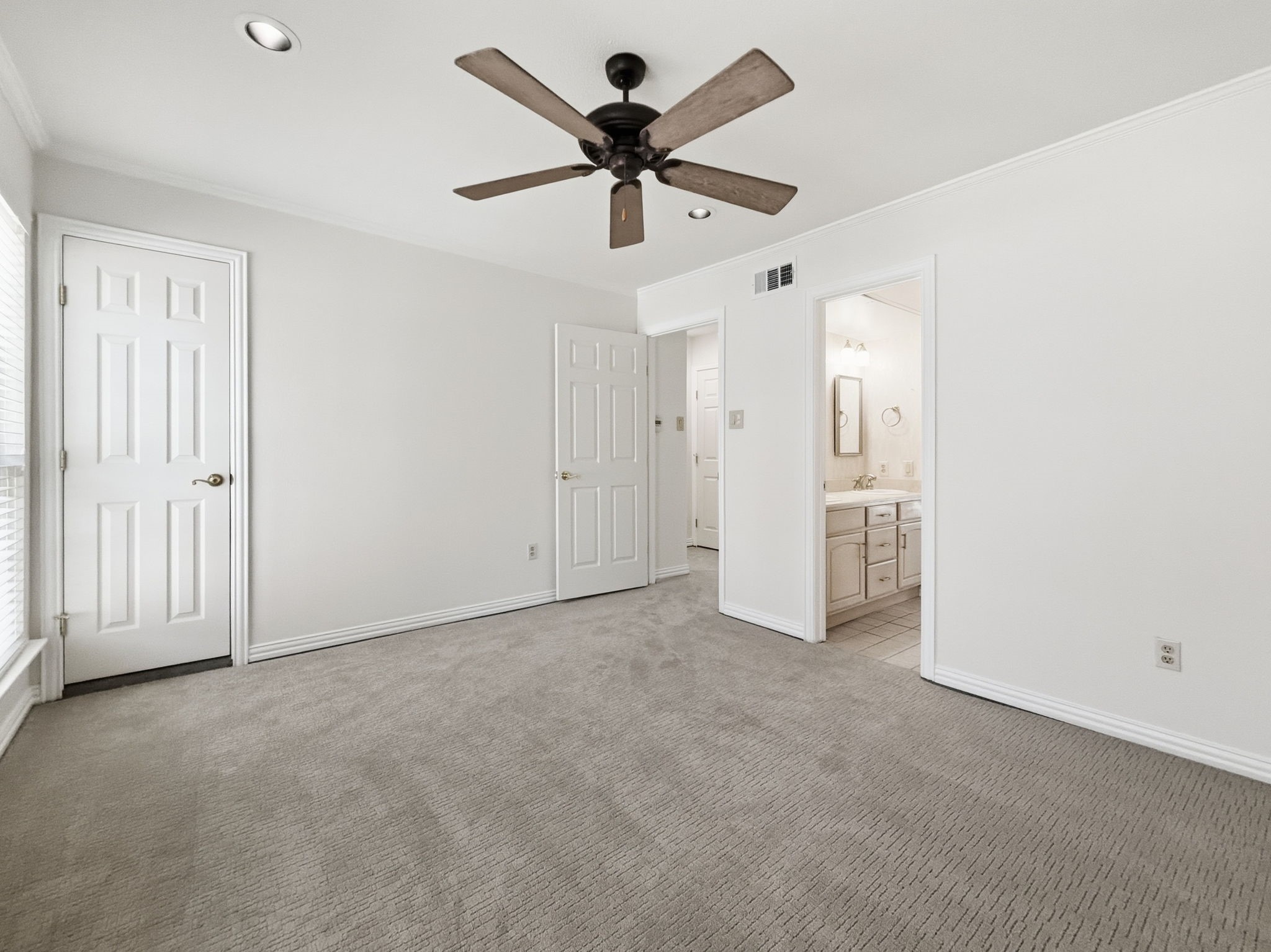2727 Shelby Avenue Dallas TX 75219