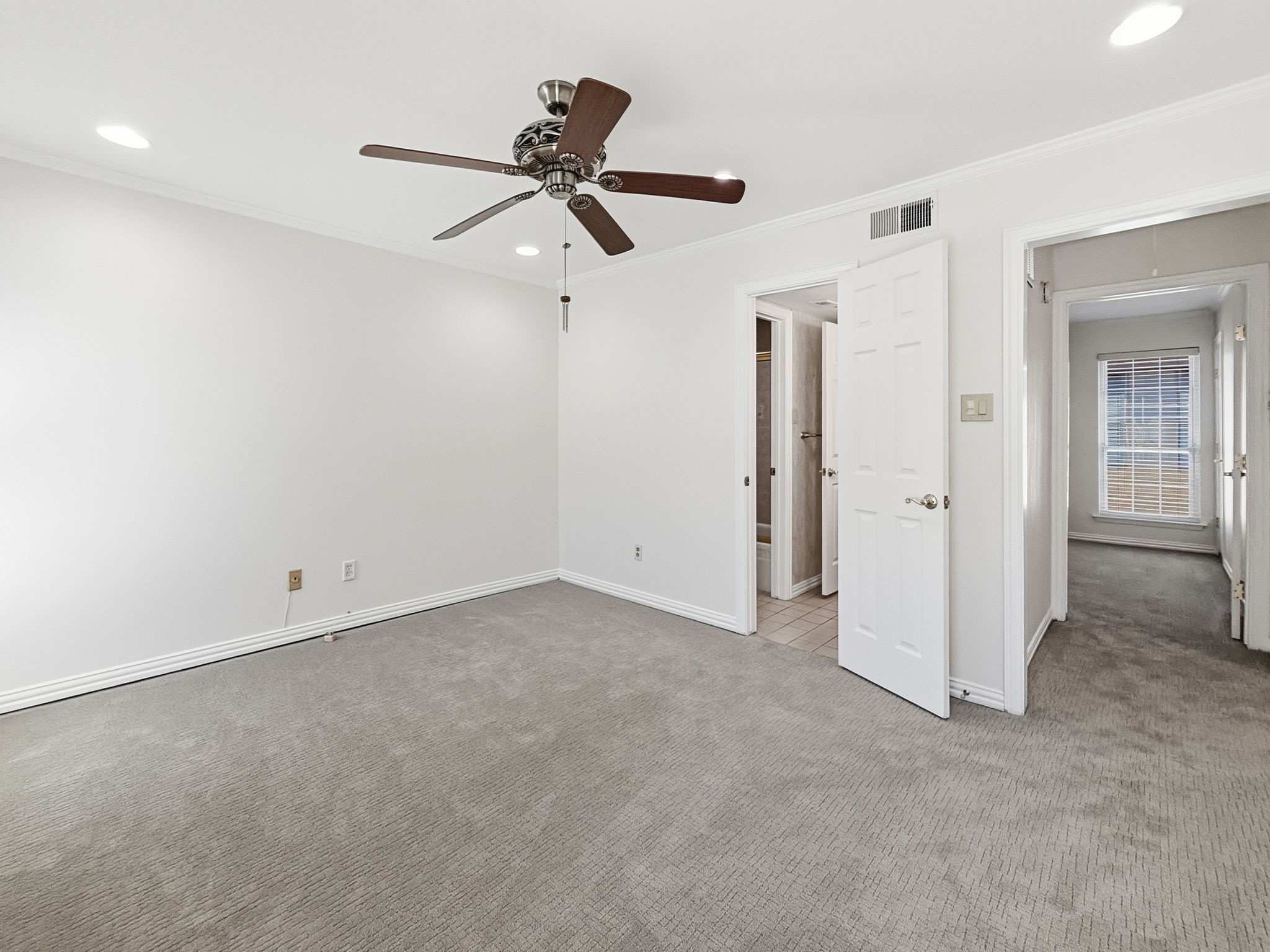 2727 Shelby Avenue Dallas TX 75219