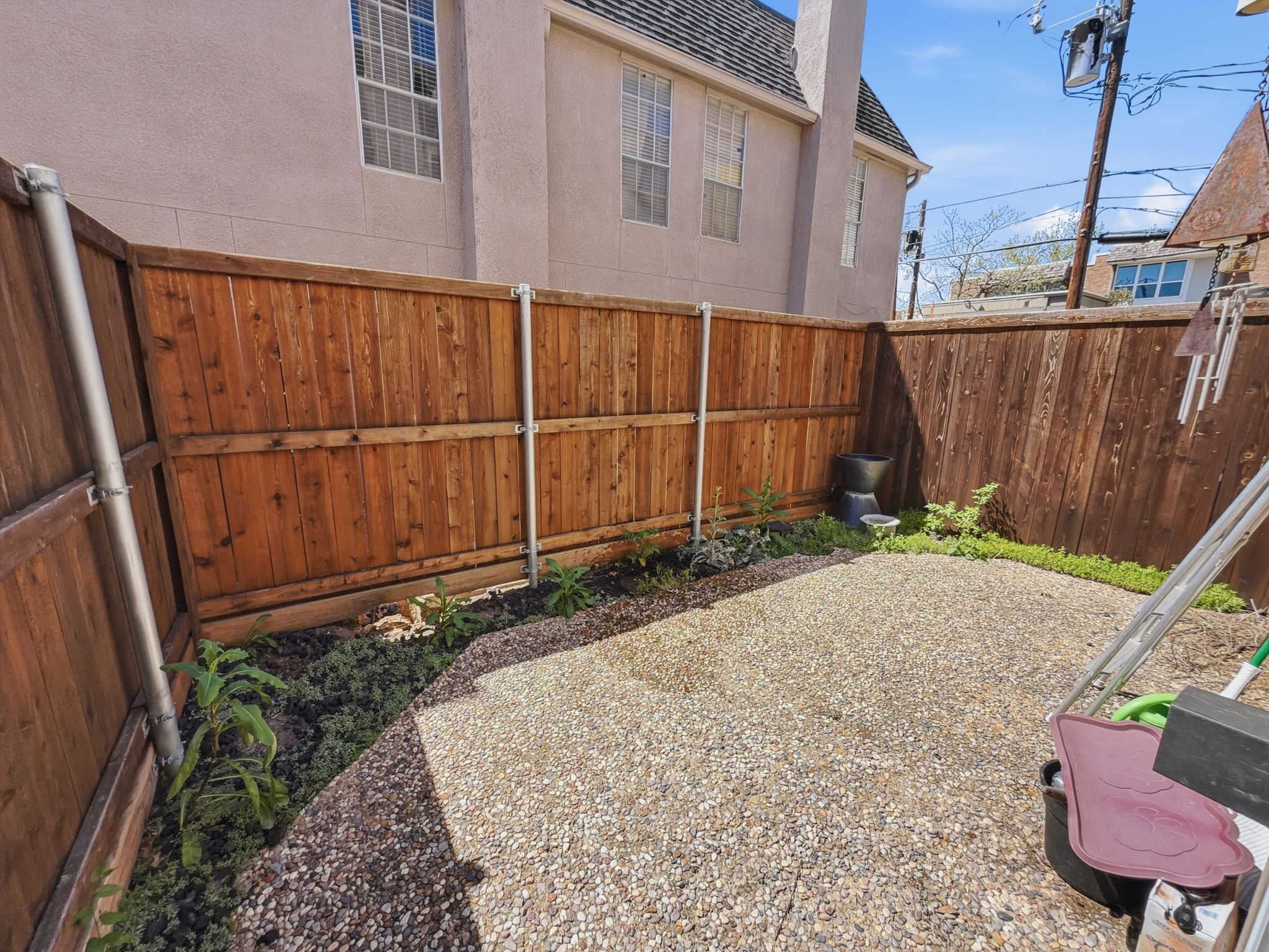 2727 Shelby Avenue Dallas TX 75219