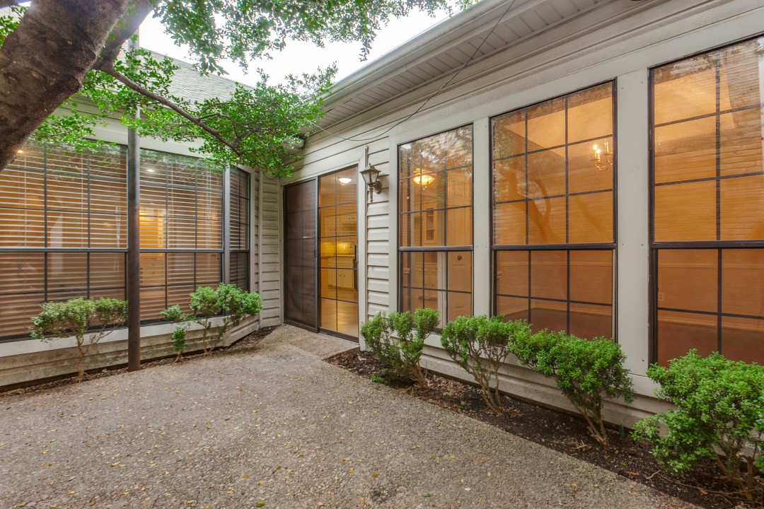 6908 Clearhaven Drive Dallas TX 75248