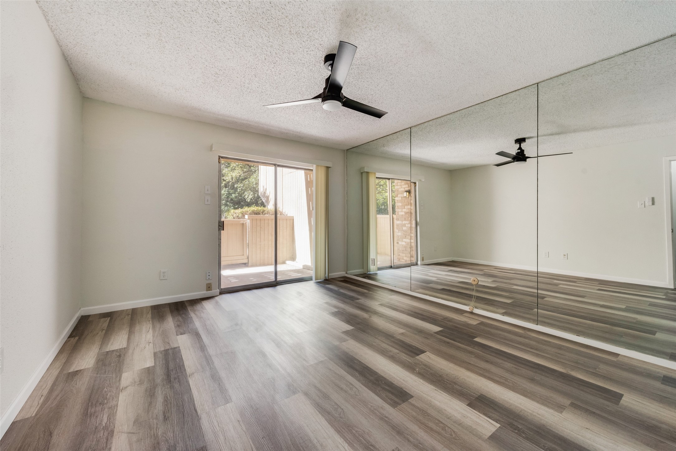 5814 Meadow Wood Lane Fort Worth TX 76112