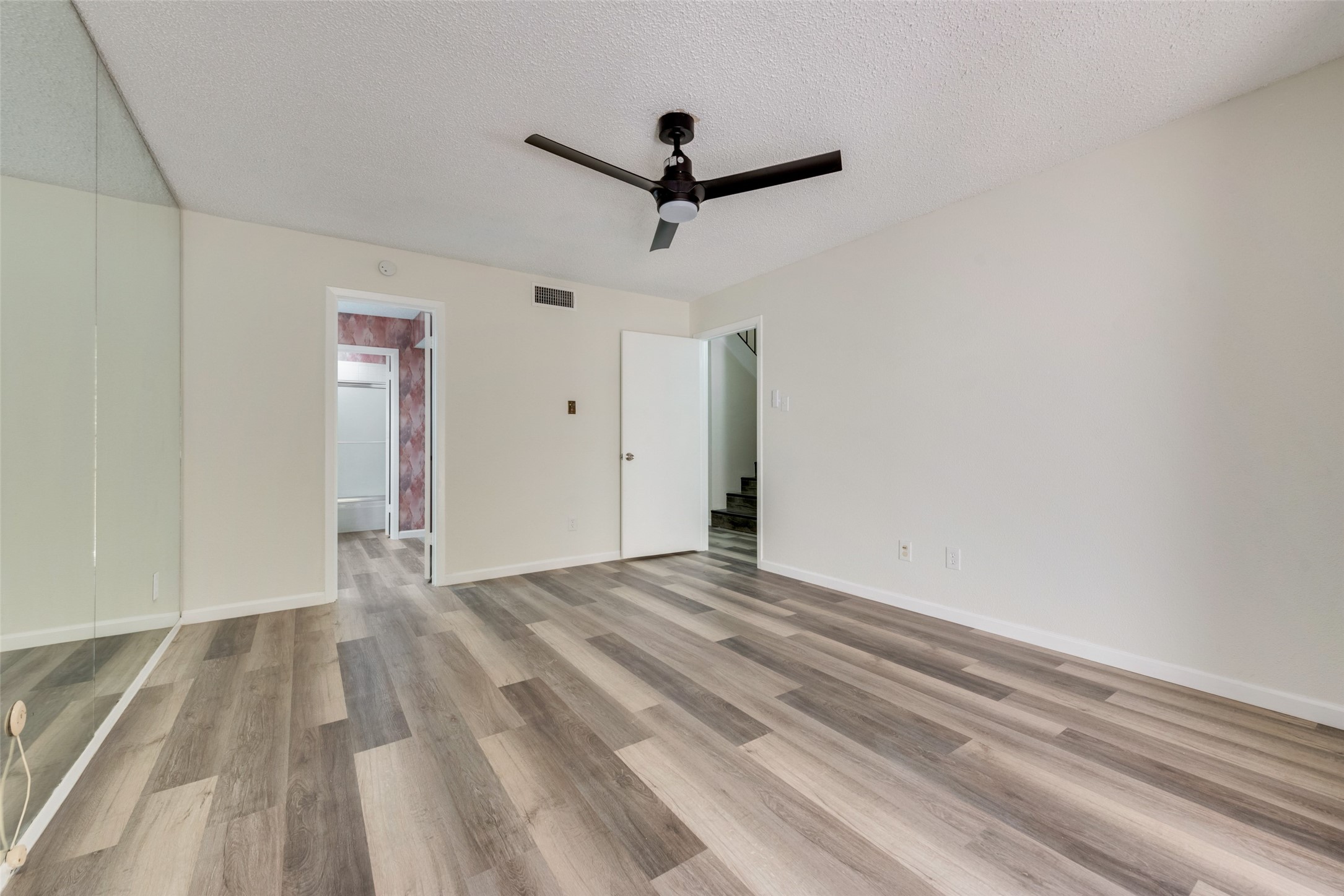 5814 Meadow Wood Lane Fort Worth TX 76112