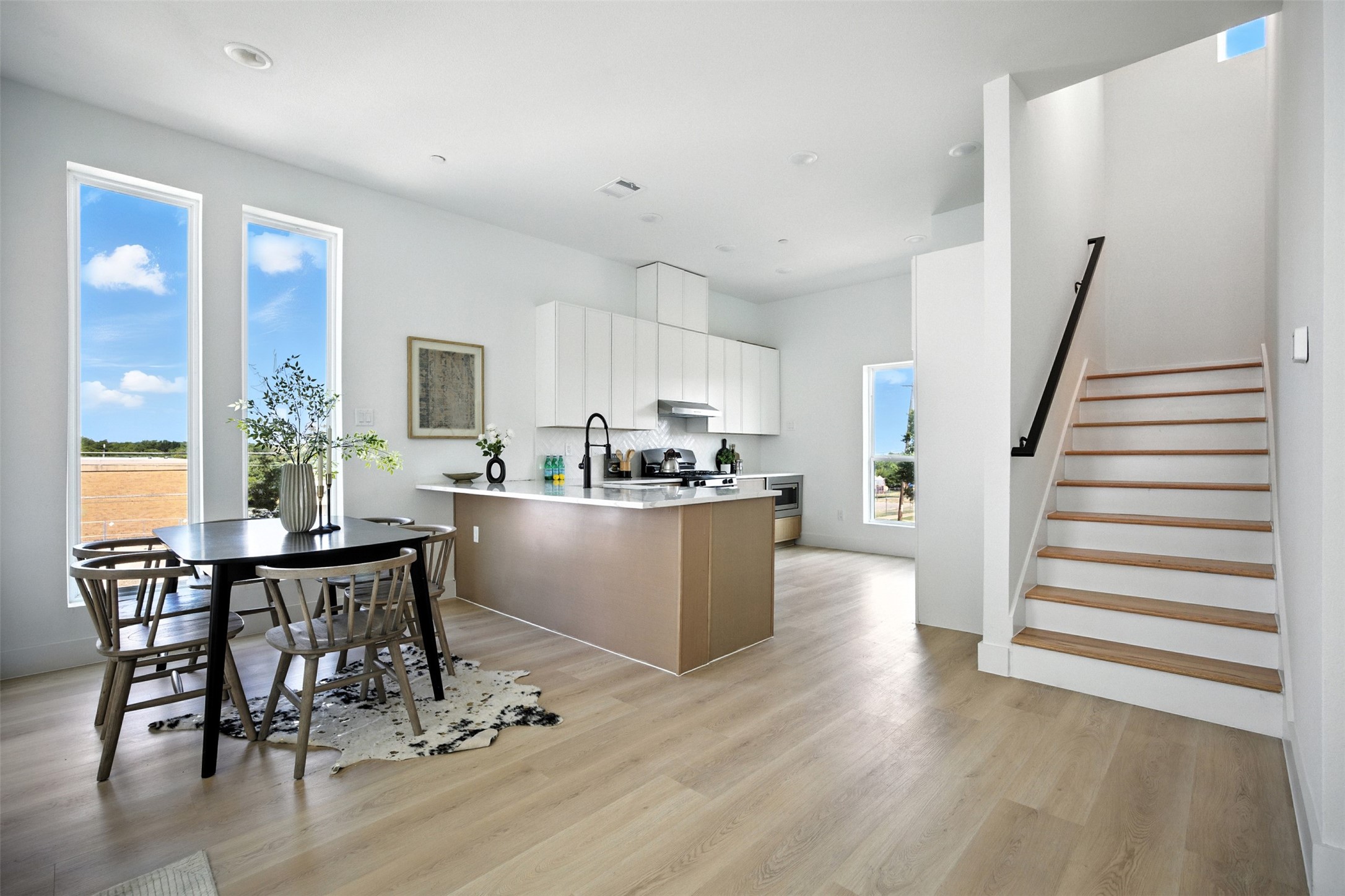 312 N Lancaster Avenue Dallas TX 75203