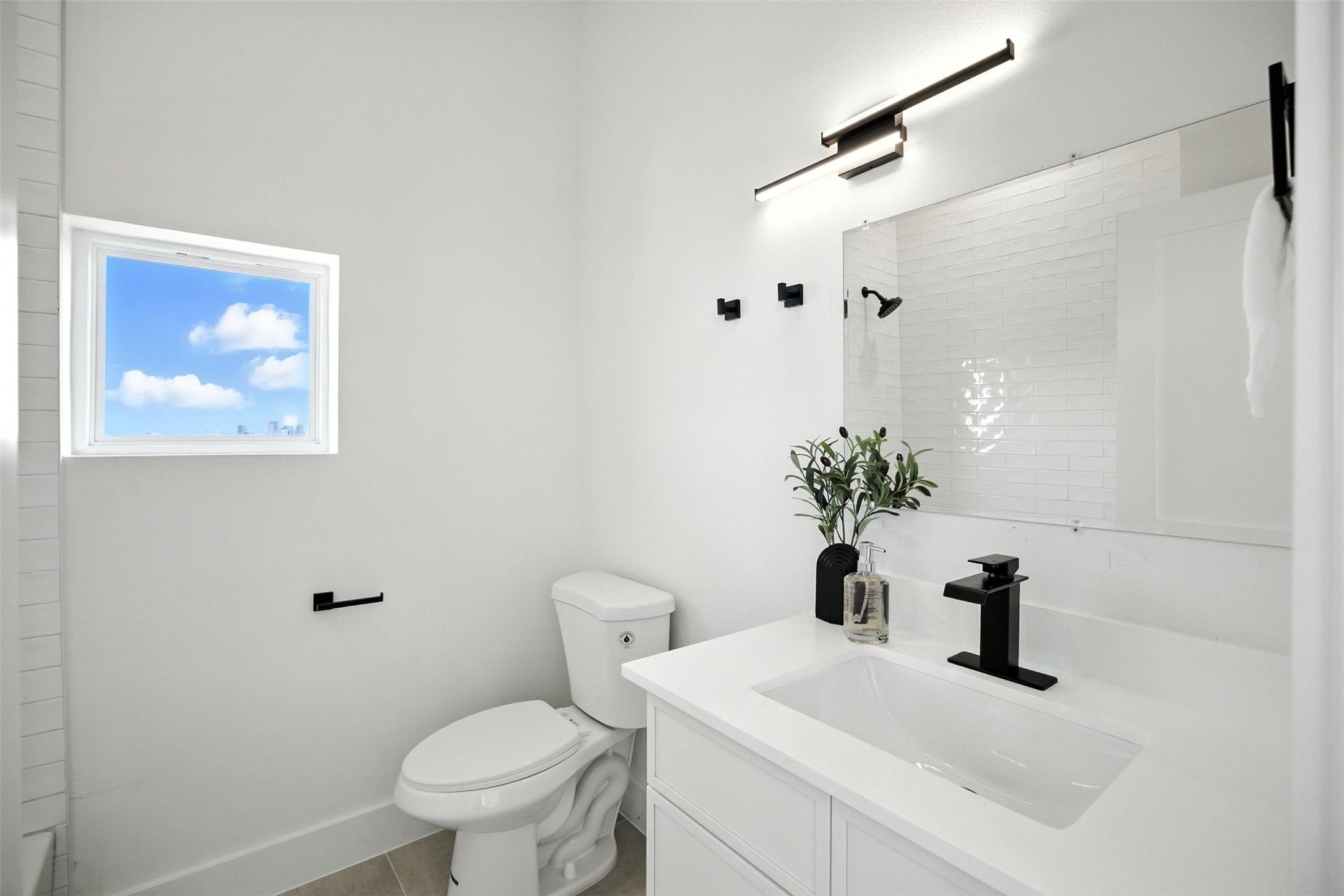 312 N Lancaster Avenue Dallas TX 75203