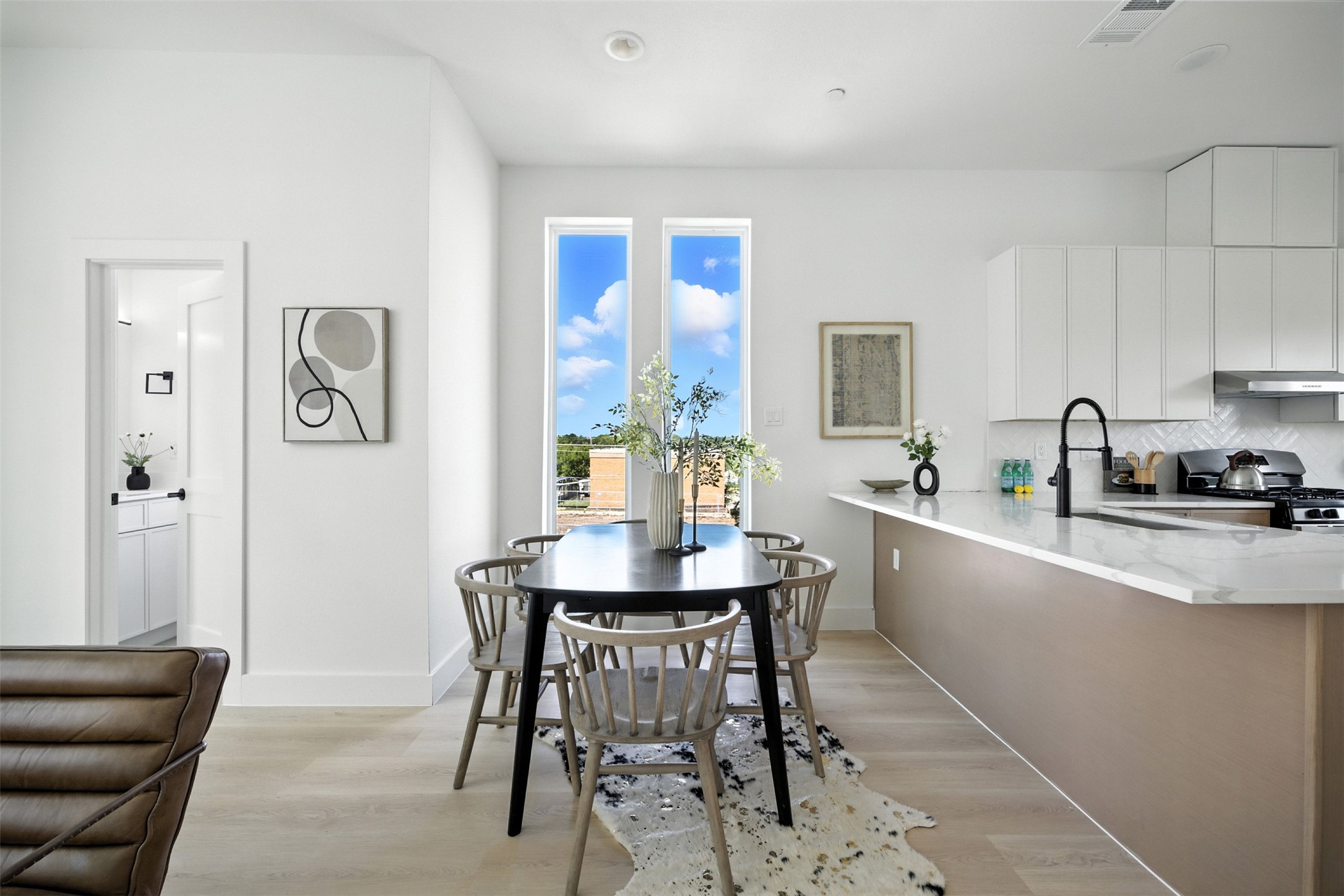 312 N Lancaster Avenue Dallas TX 75203