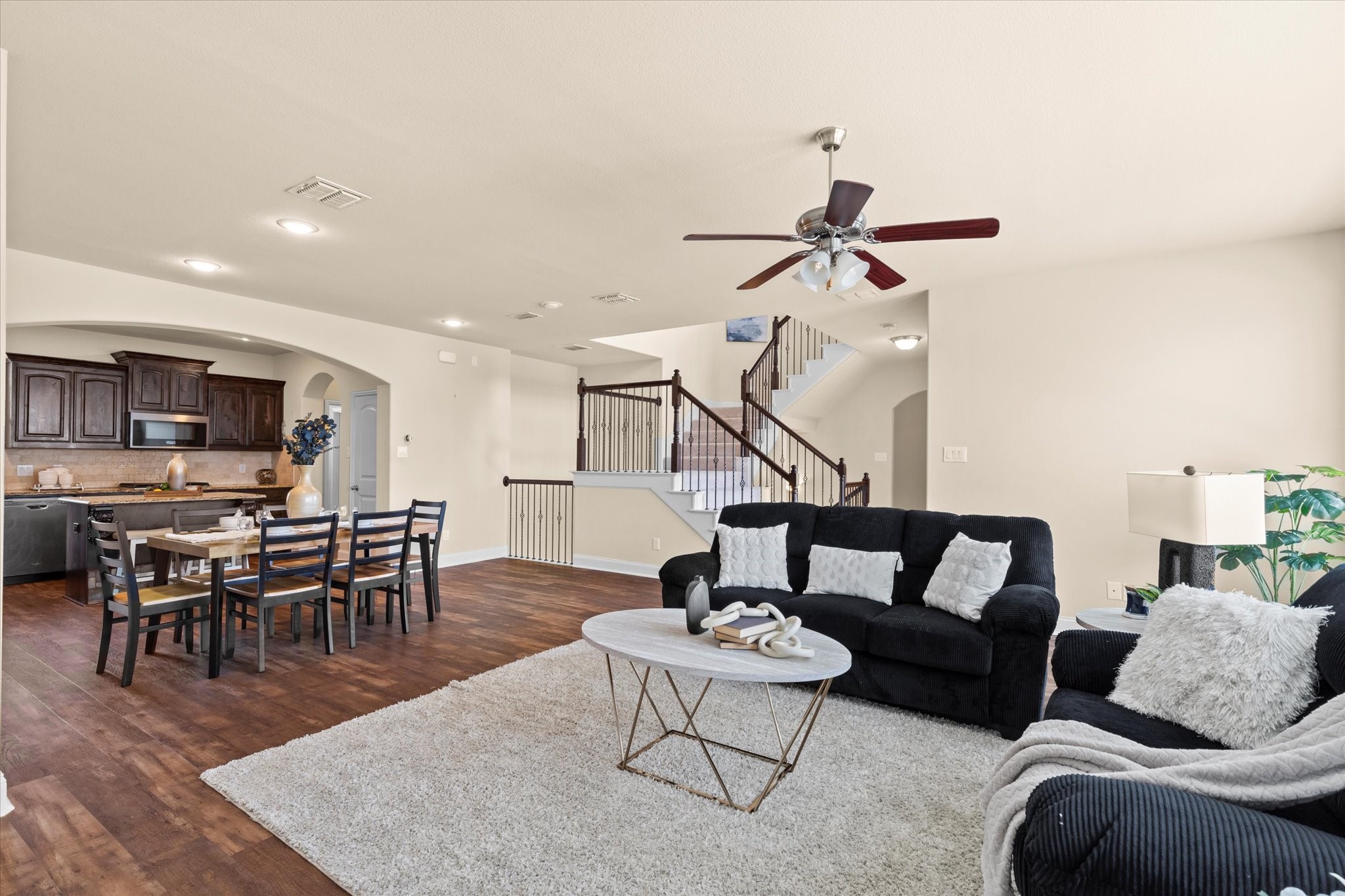 2660 Venice Drive Grand Prairie TX 75054