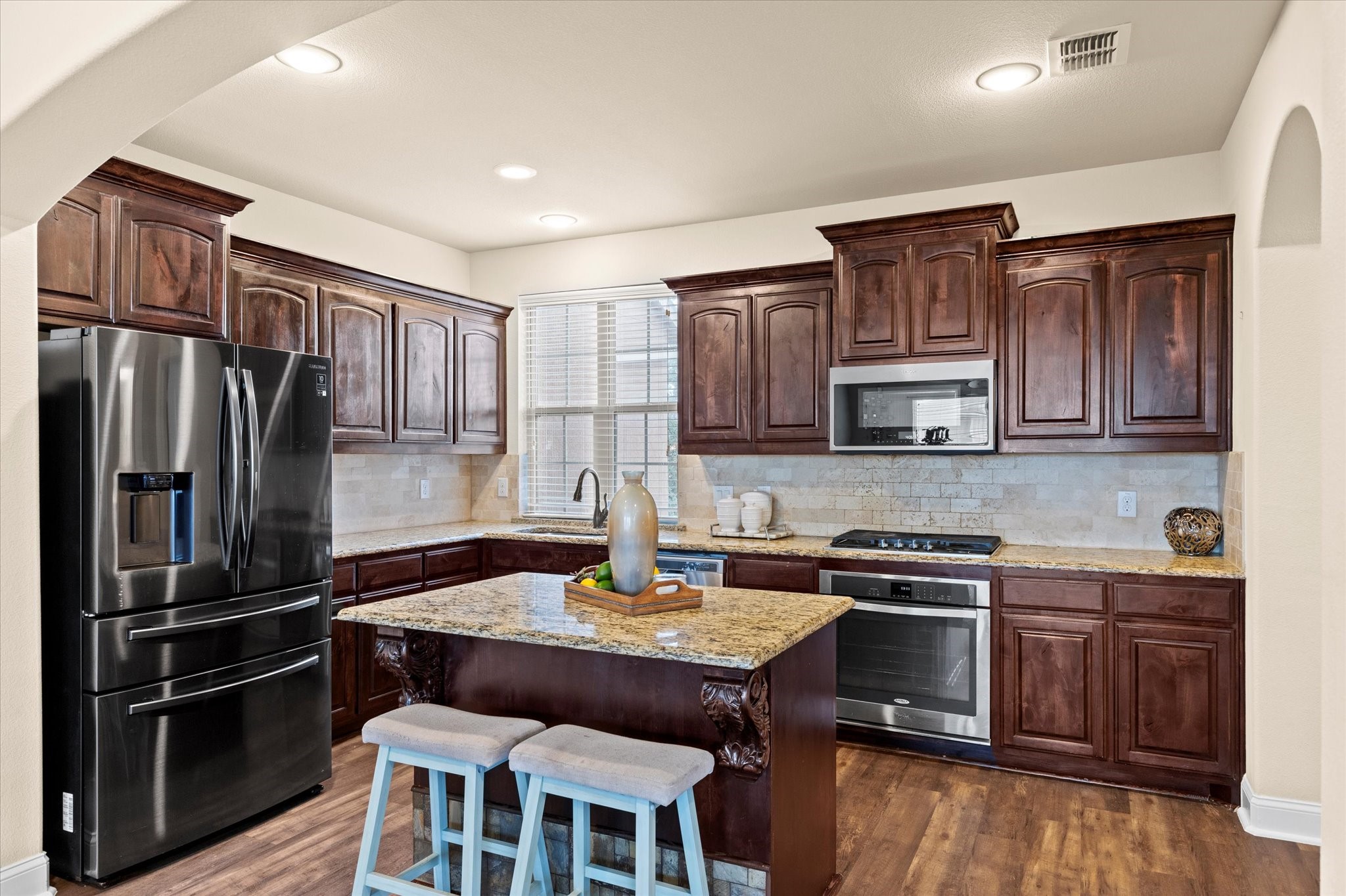 2660 Venice Drive Grand Prairie TX 75054