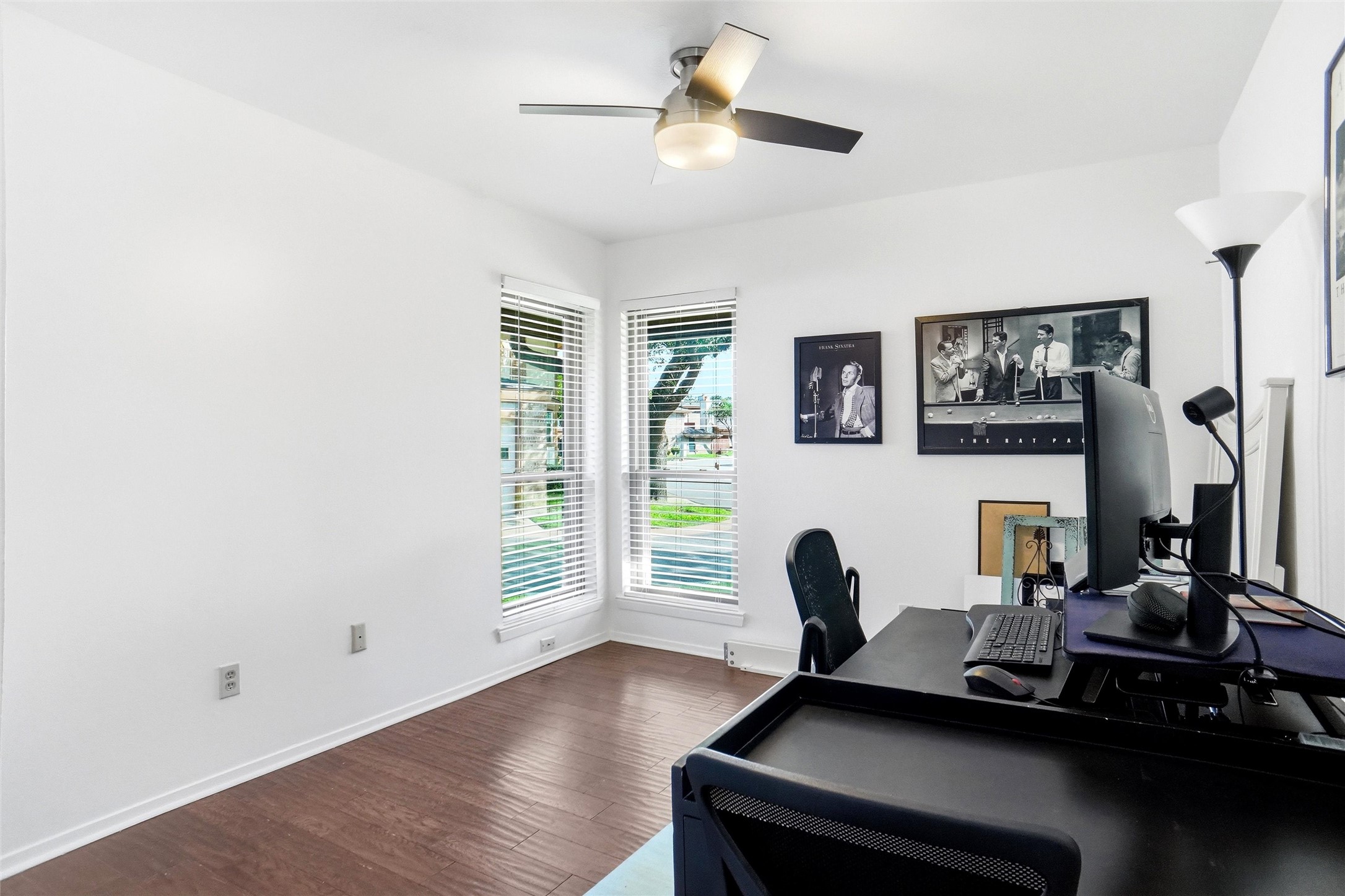 30 Park Lane Bedford TX 76021