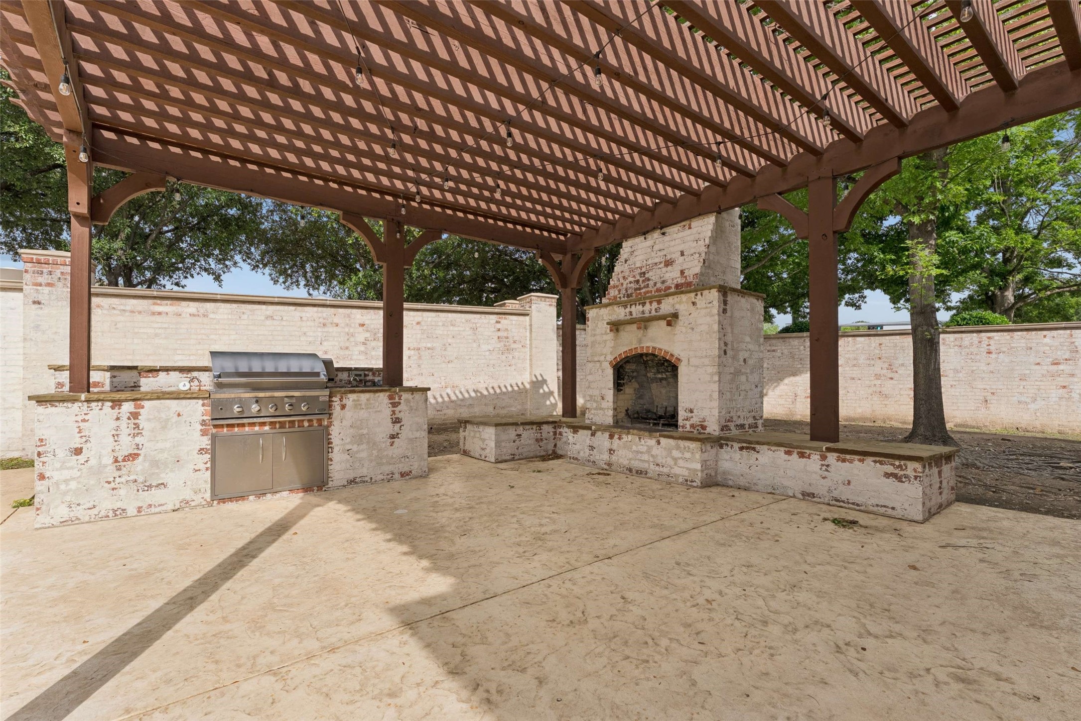 734 Warwick Lane Coppell TX 75019