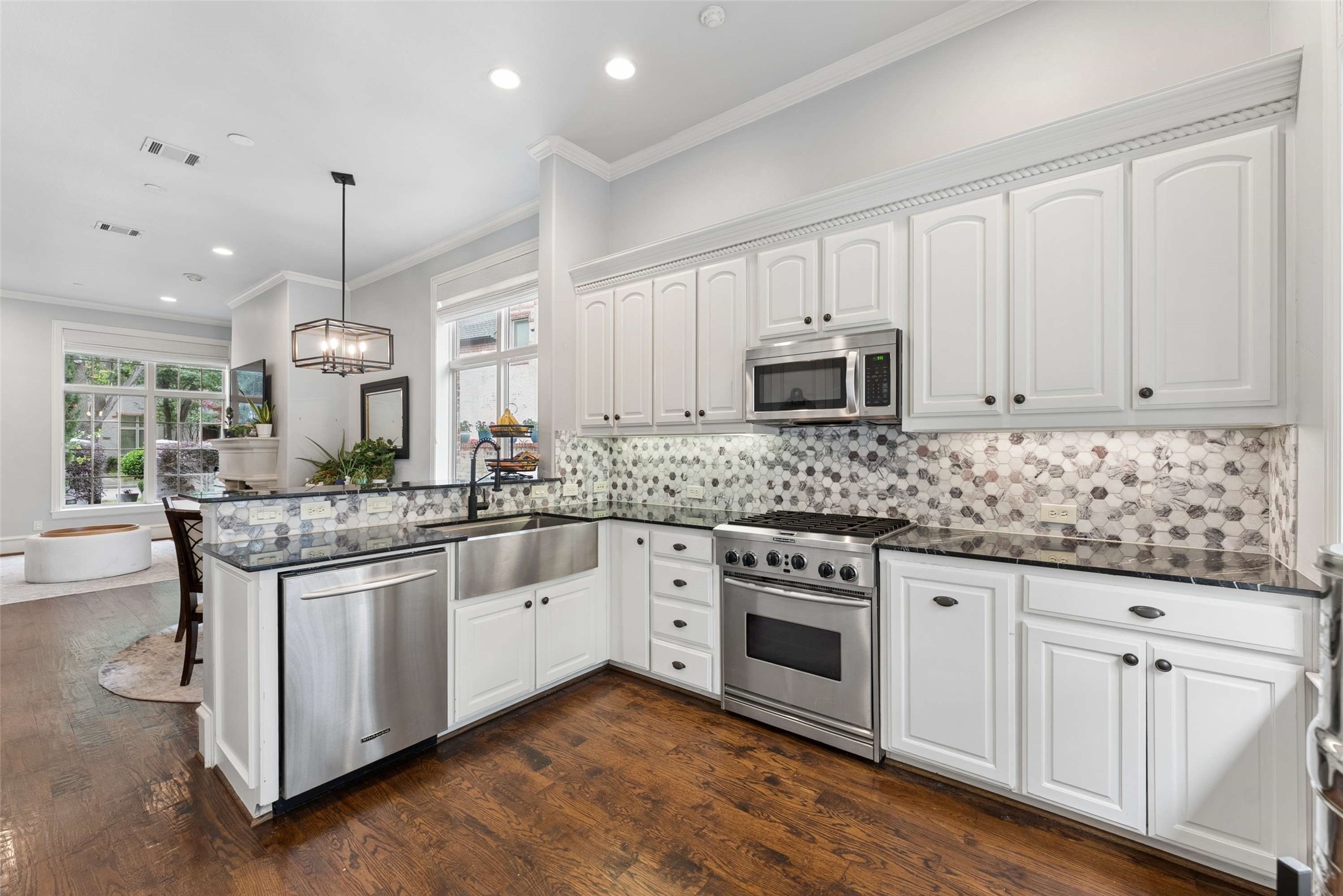 734 Warwick Lane Coppell TX 75019