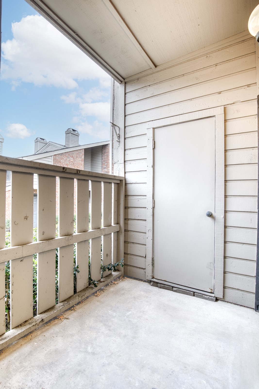 9600 Royal Lane Dallas TX 75243