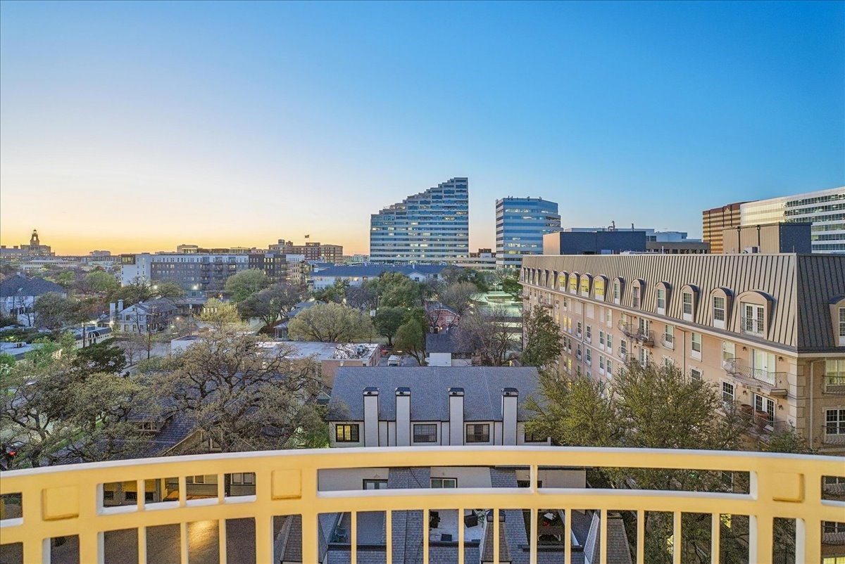 3225 Turtle Creek Boulevard Dallas TX 75219