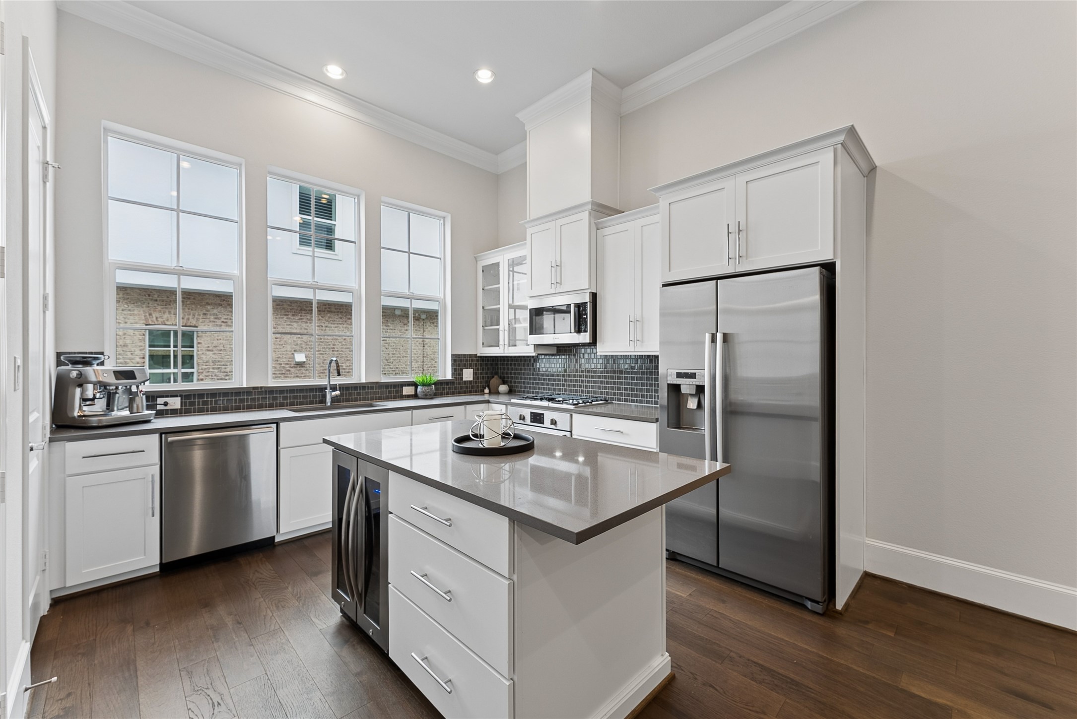 4612 New Water Lane Dallas TX 75219