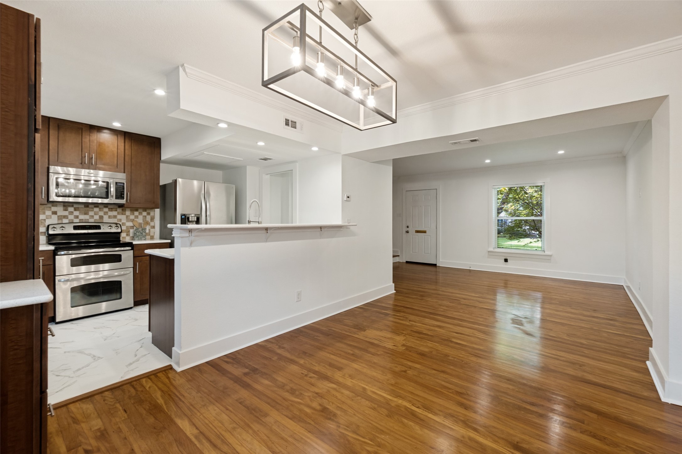 6490 Bordeaux Avenue Dallas TX 75209