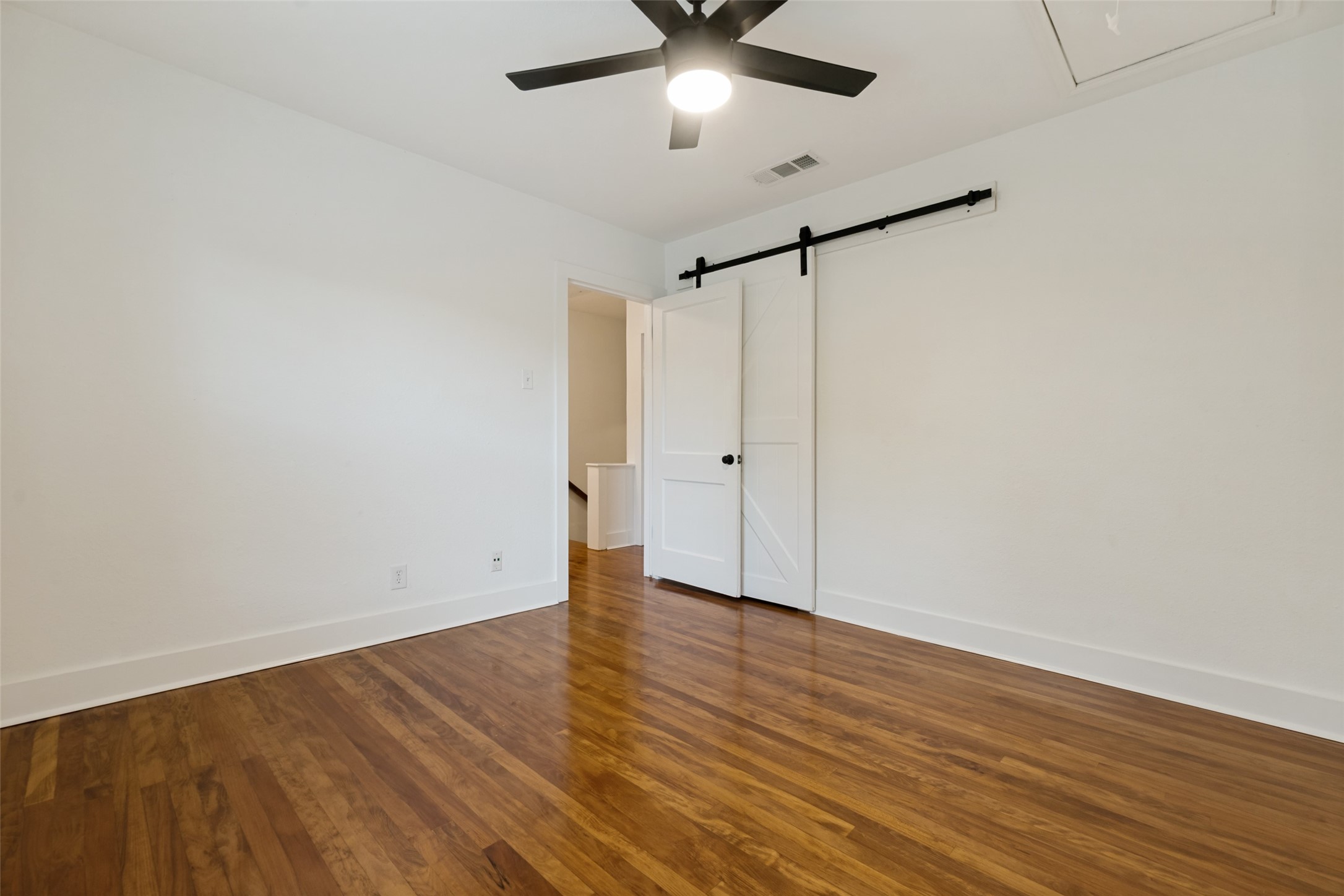 6490 Bordeaux Avenue Dallas TX 75209