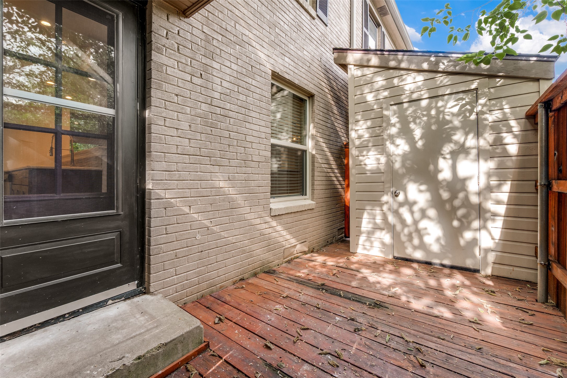6490 Bordeaux Avenue Dallas TX 75209