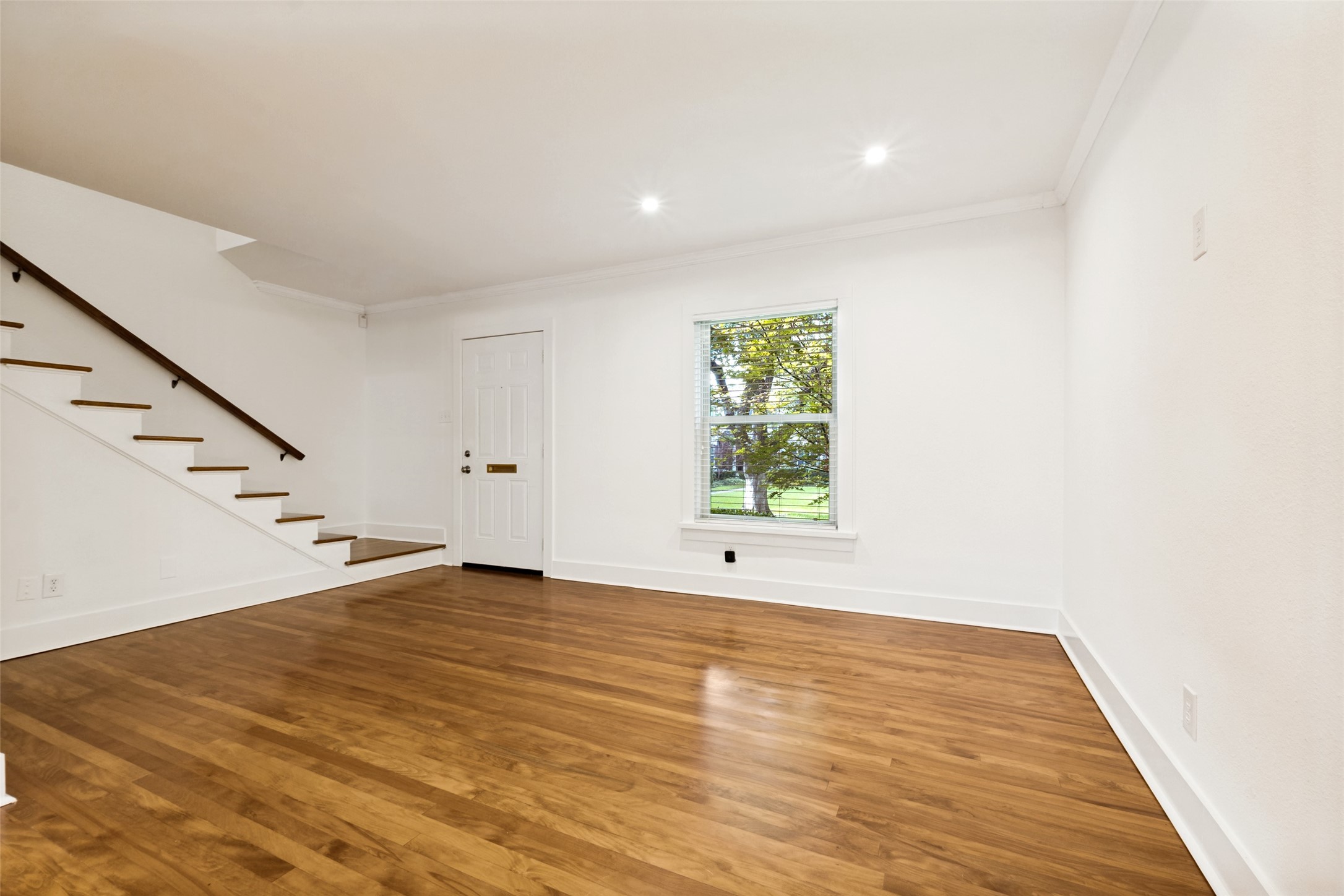 6490 Bordeaux Avenue Dallas TX 75209