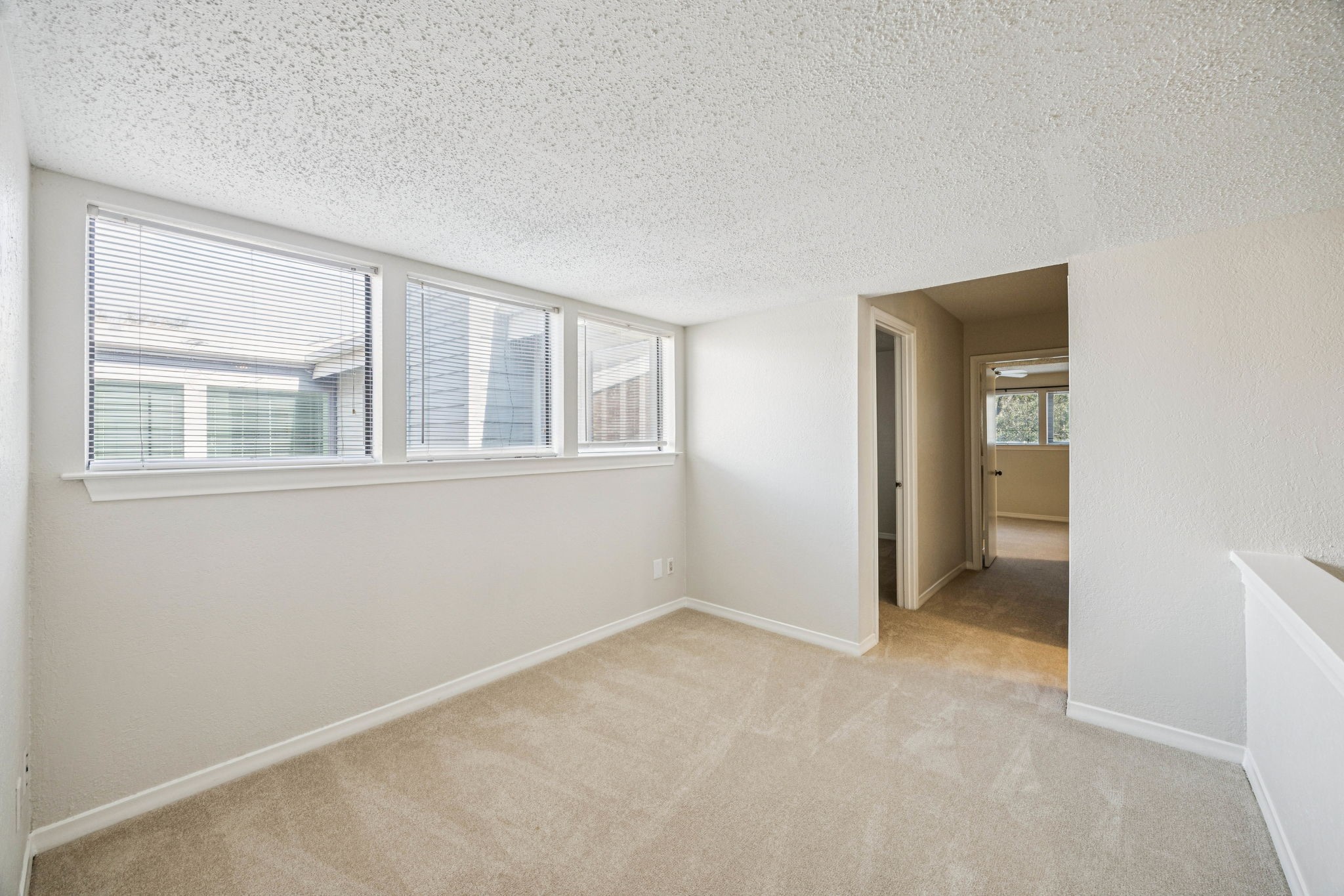 6742 E Northwest Highway Dallas TX 75231