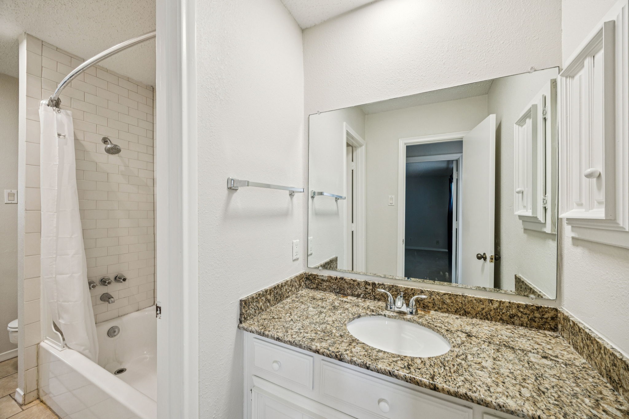 6742 E Northwest Highway Dallas TX 75231