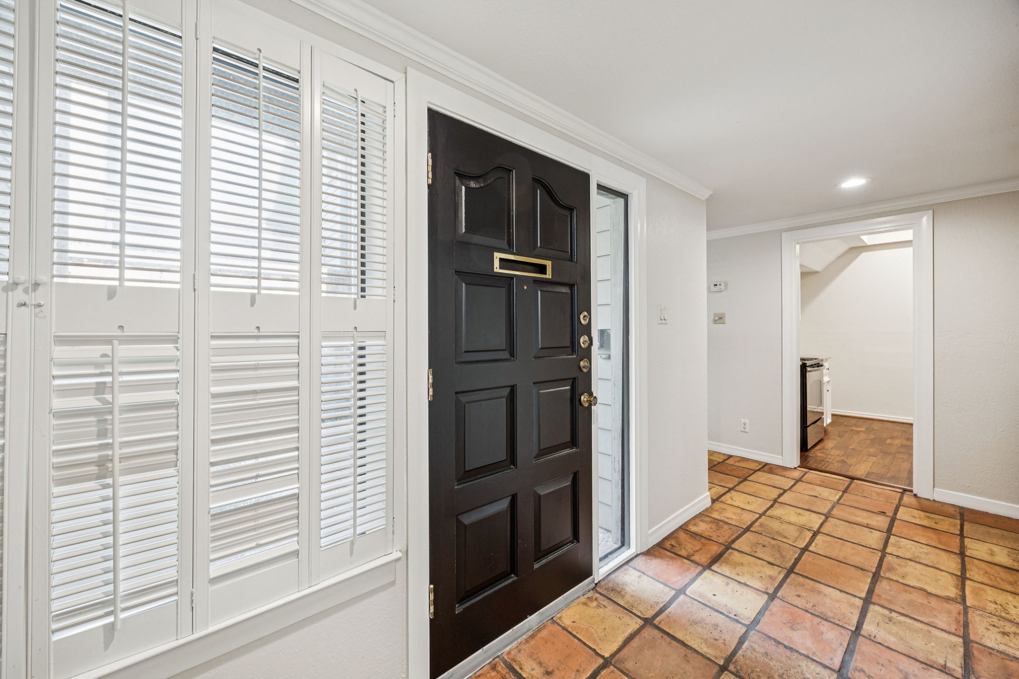 6742 E Northwest Highway Dallas TX 75231