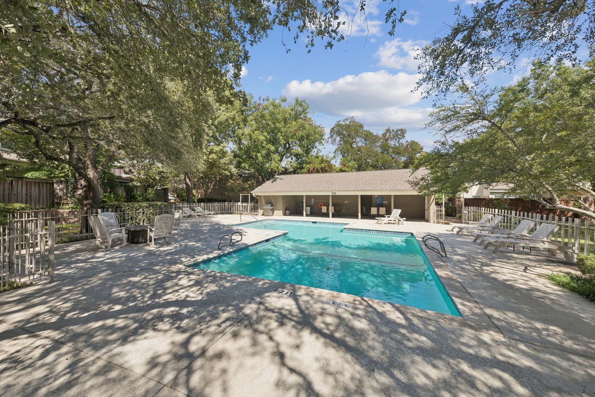 6742 E Northwest Highway Dallas TX 75231