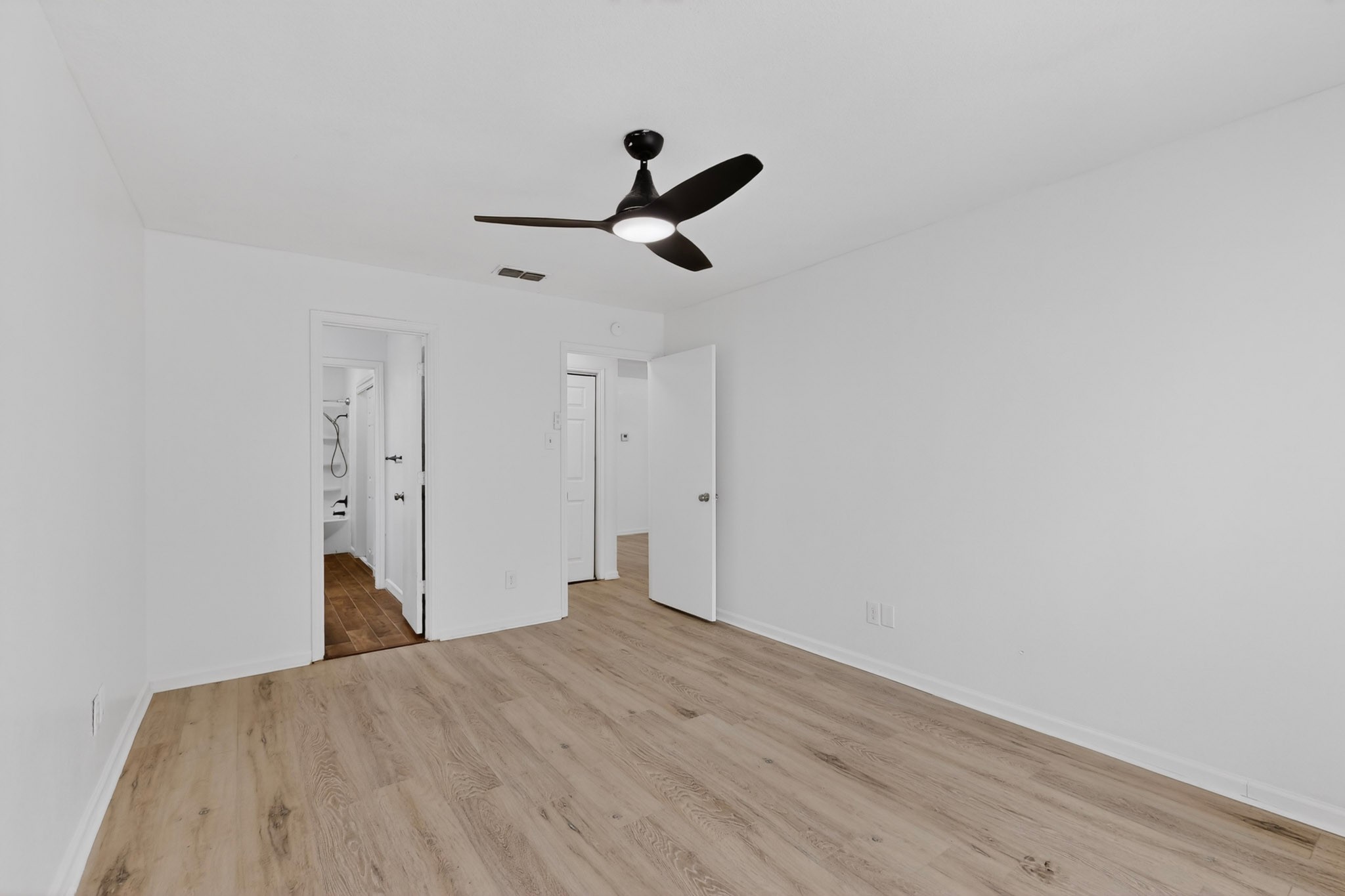 23 Gittiban Place Pantego TX 76013