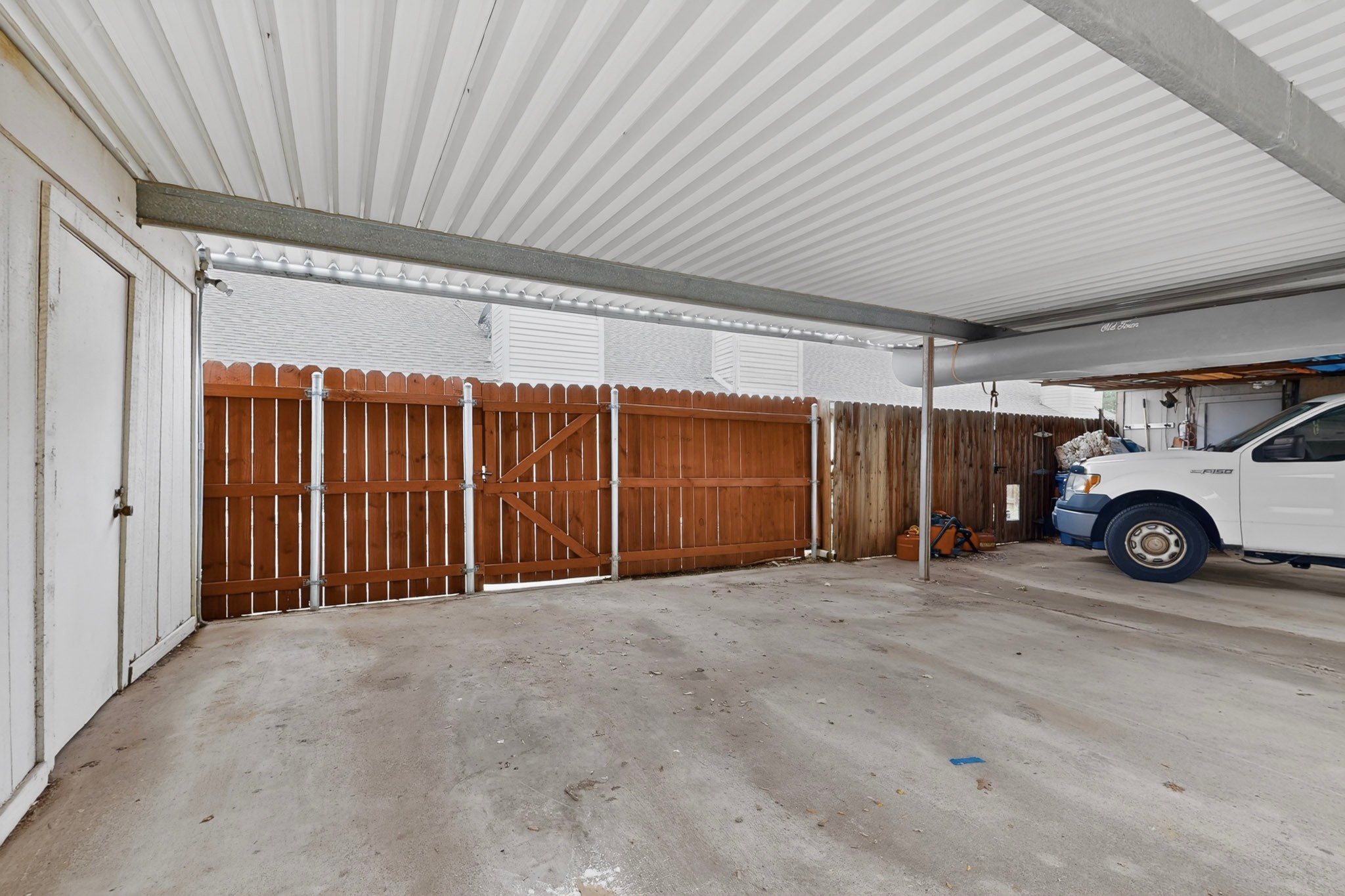 23 Gittiban Place Pantego TX 76013