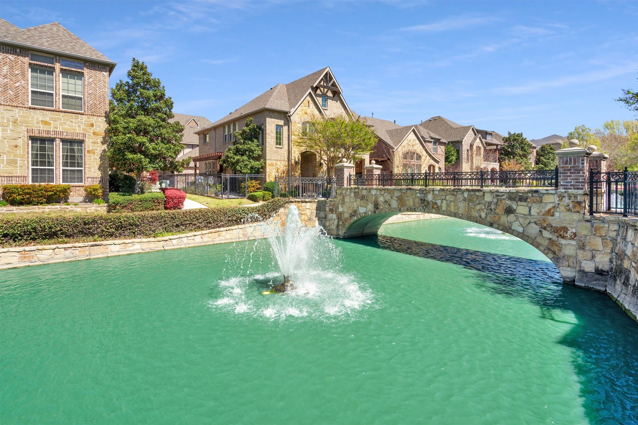 4041 Winsor Drive Farmers Branch TX 75244